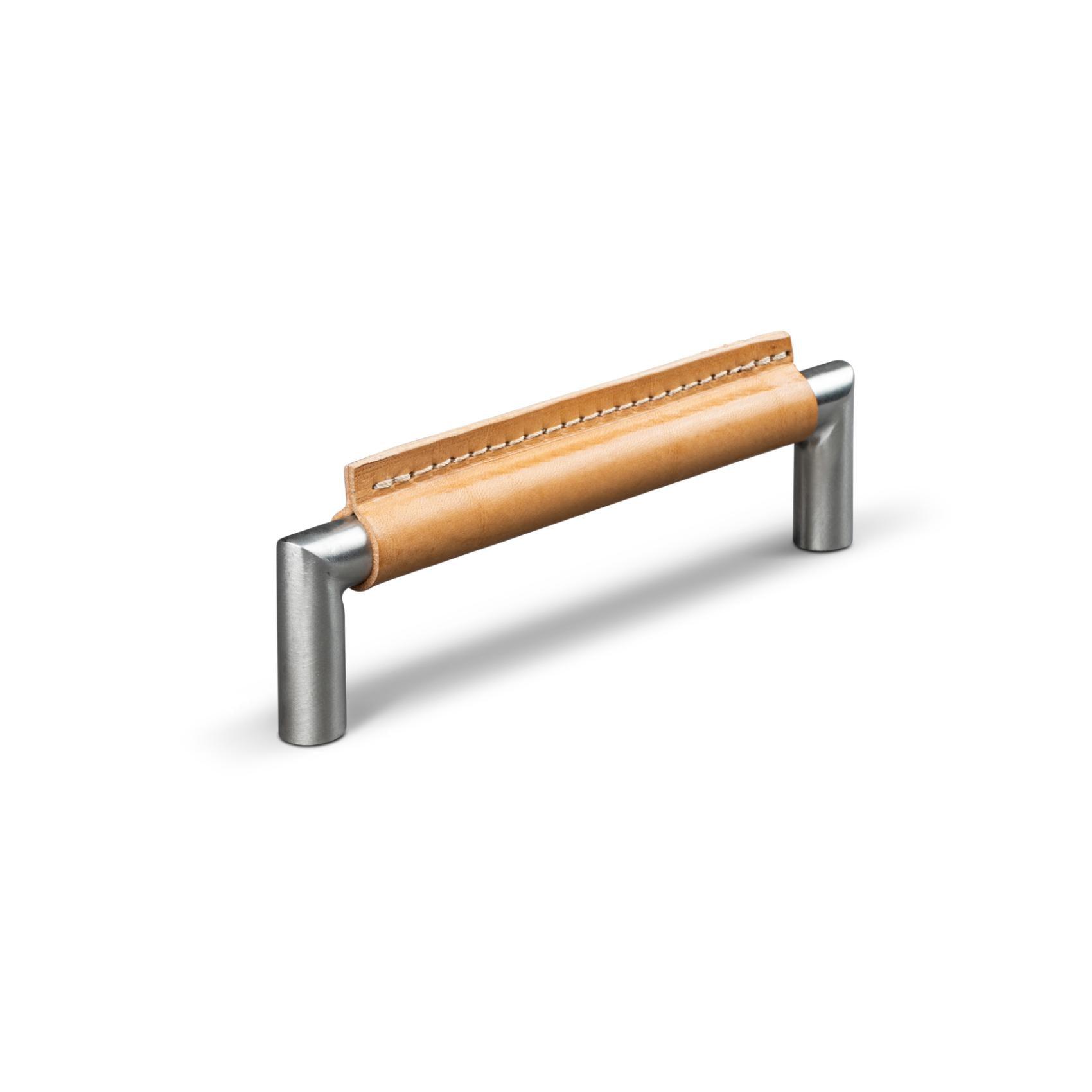 MANER MONOPOLI CC128 STAINLESS LOOK LIGHT BROWNSKIN OCH LIGHT BROWNSTITCH inaltime 35 mm, grosime 14 mm, lungime 141 mm - PARIS14A.RO