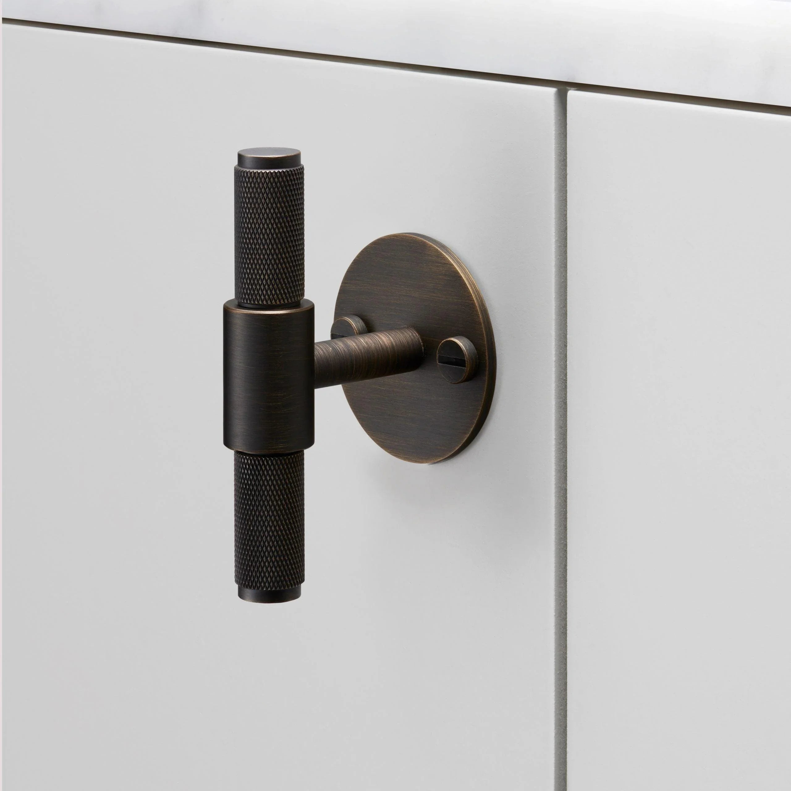 Maner pentru dulap T-BAR / Cu placa / CROSS - Buster & Punch - PARIS14A.RO