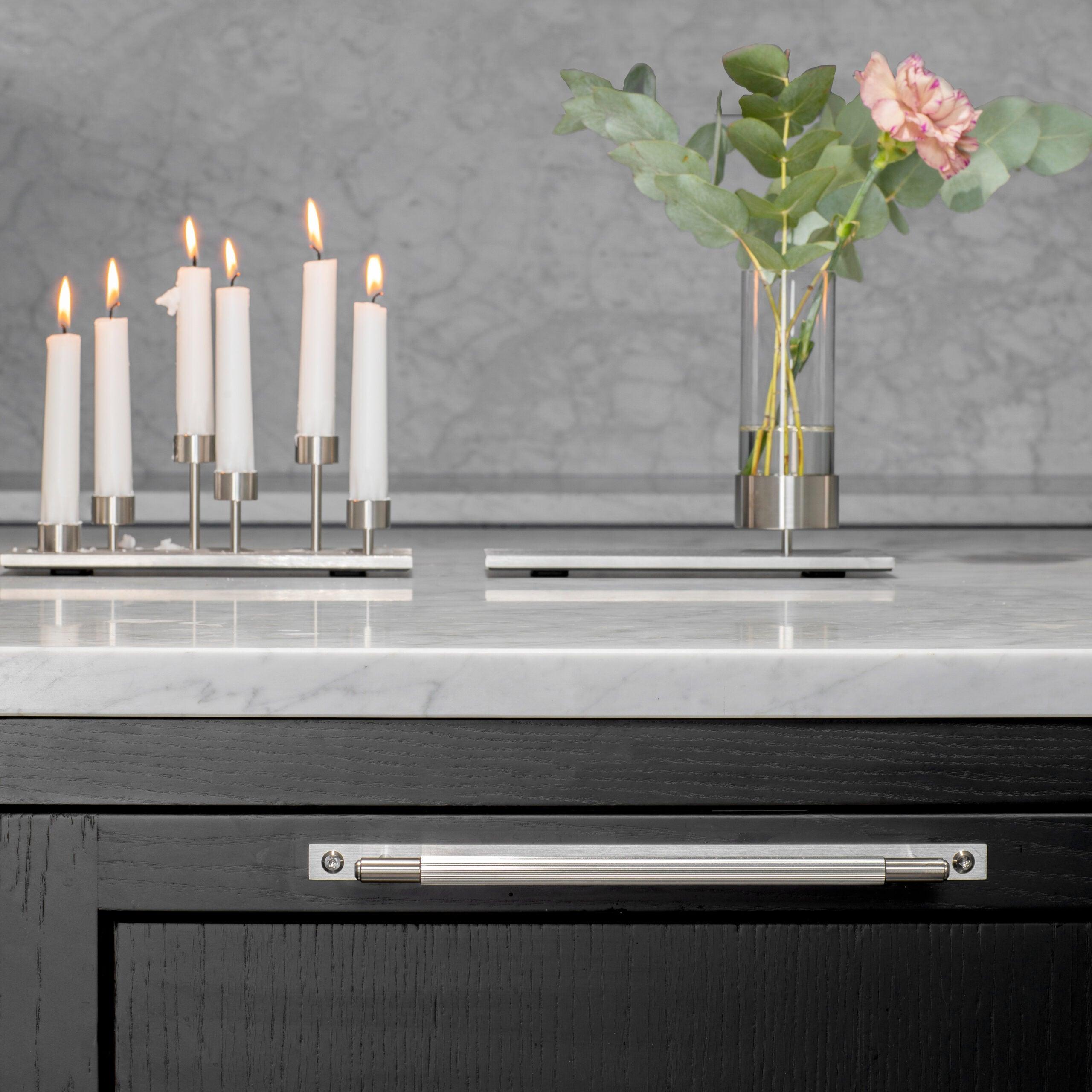 Maner tip bara PULL BAR / Cu placa / Mare / LINEAR - Buster & Punch - PARIS14A.RO
