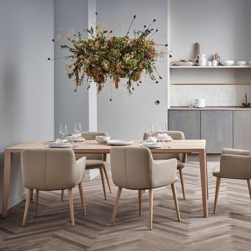 Masa dining maro deschis din lemn de stejar 95x220 cm Graceful Bolia - PARIS14A.RO