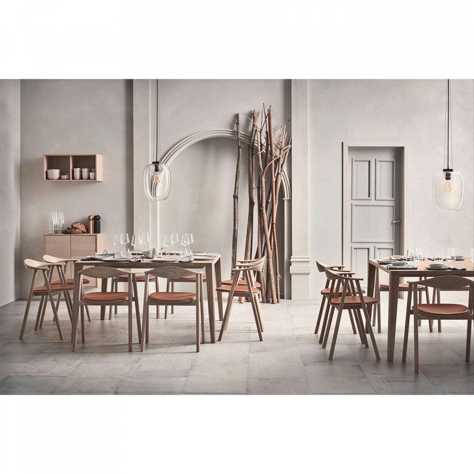 Masa dining neagra din lemn de stejar 130x130 cm Graceful Bolia - PARIS14A.RO