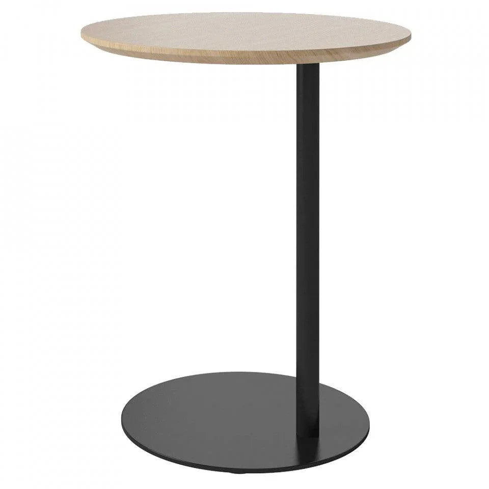 Masa laterala neagra din lemn de stejar si otel 45 cm Pillar Bolia - PARIS14A.RO