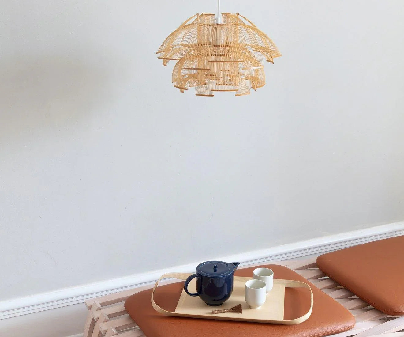 Pendul realizat manual din aproape 1000 de fasii de bambus Hokore by Motarasu - PARIS14A.RO