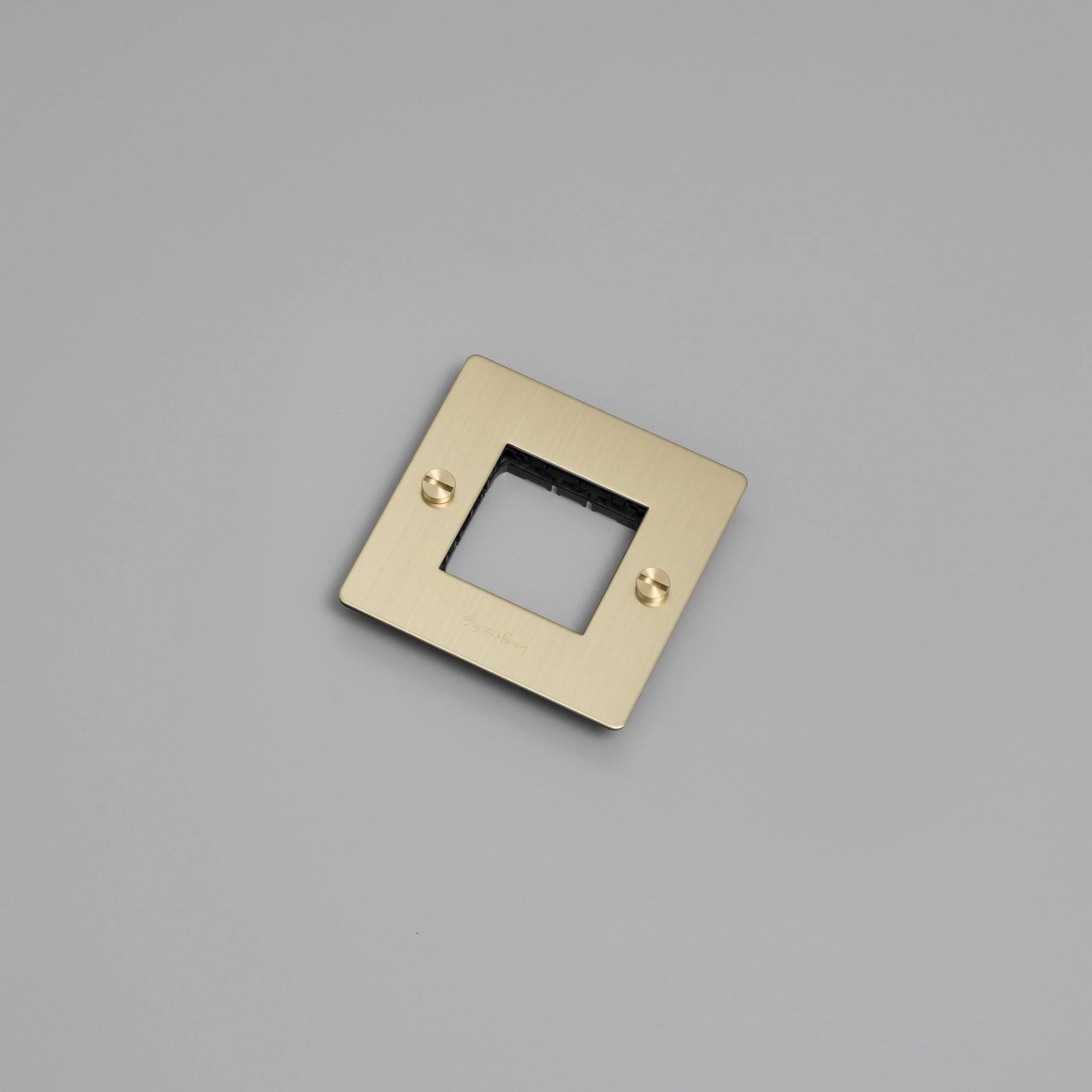 Placa de perete 1G / Fara insertii - Buster & Punch - PARIS14A.RO