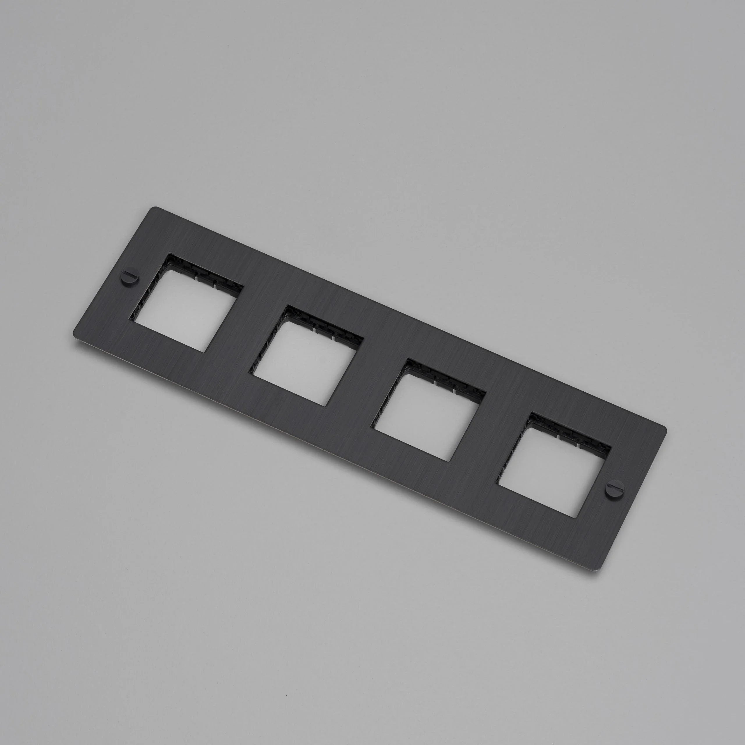 Placa de perete 4G / Fara insertii - Buster & Punch - PARIS14A.RO