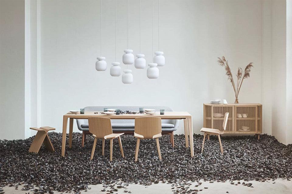 Set 2 alonje masa maro din lemn de stejar Graceful Bolia - PARIS14A.RO