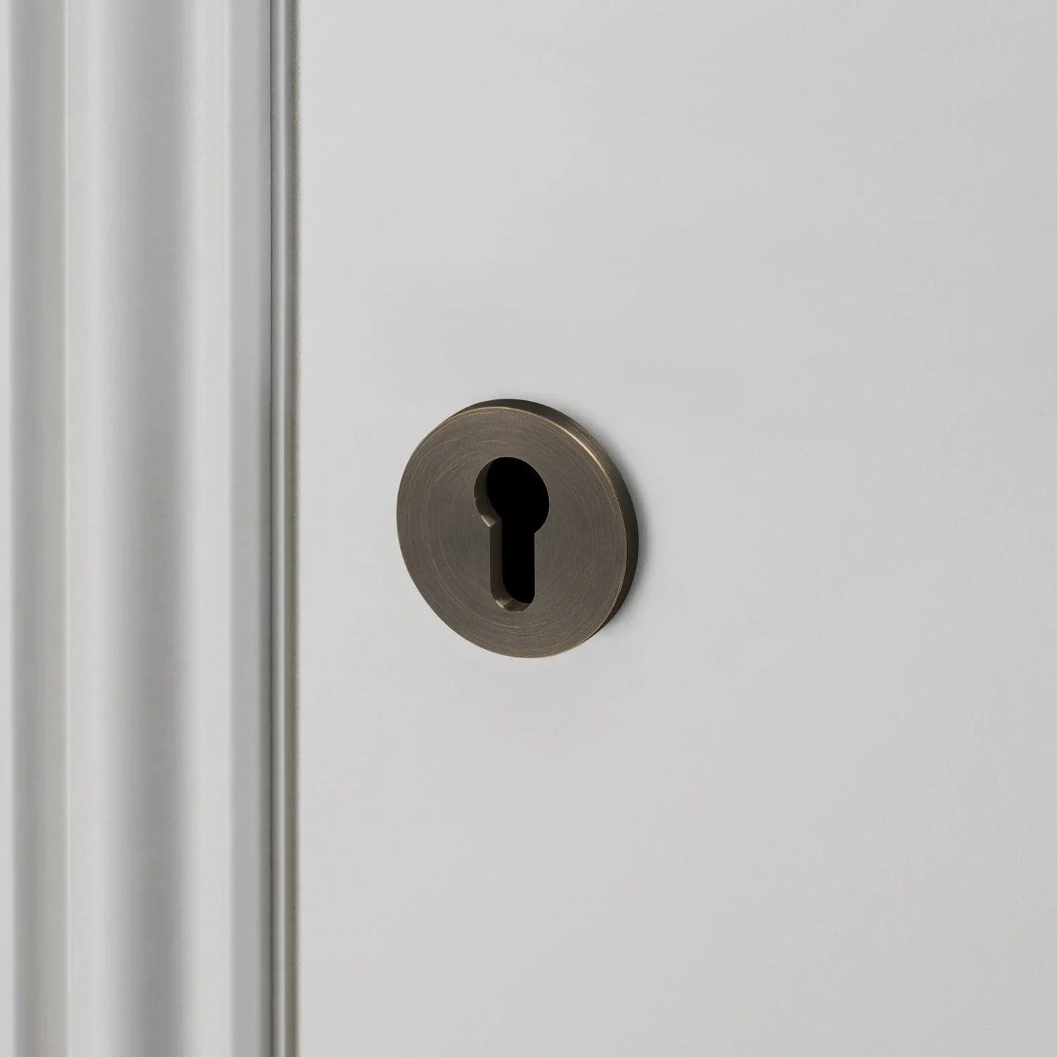 Set capace pentru gaura de cheie CYLINDER KEY ESCUTCHEON - Buster & Punch - PARIS14A.RO