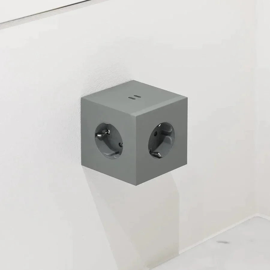 Triplu stecher Square 2, 3 prize, 2 porturi USB tip C - Culoare Oak Green - Avolt - PARIS14A.RO