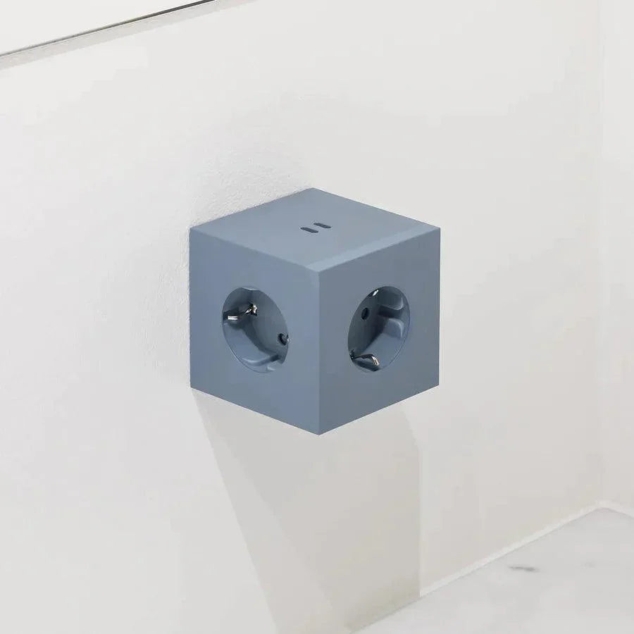 Triplu stecher Square 2, 3 prize, 2 porturi USB tip C - Culoare Shark Blue - Avolt - PARIS14A.RO