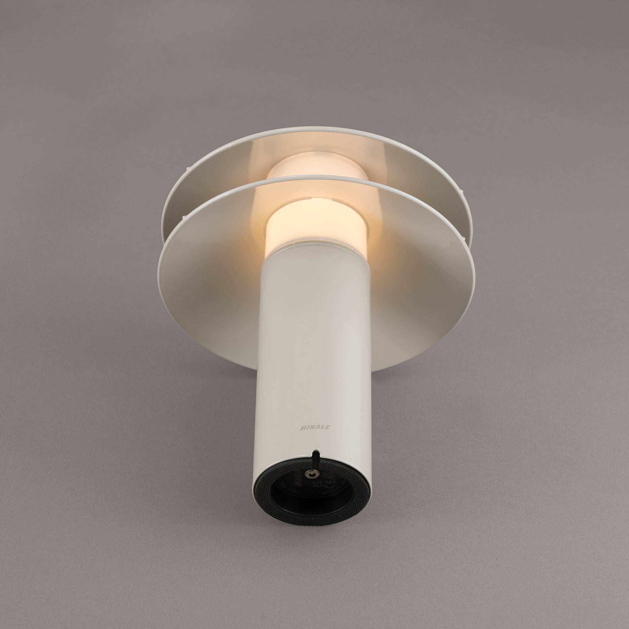 Minale veioză portabilă 2Shades | aluminiu, alamă | reîncărcabilă USB, interior și exterior