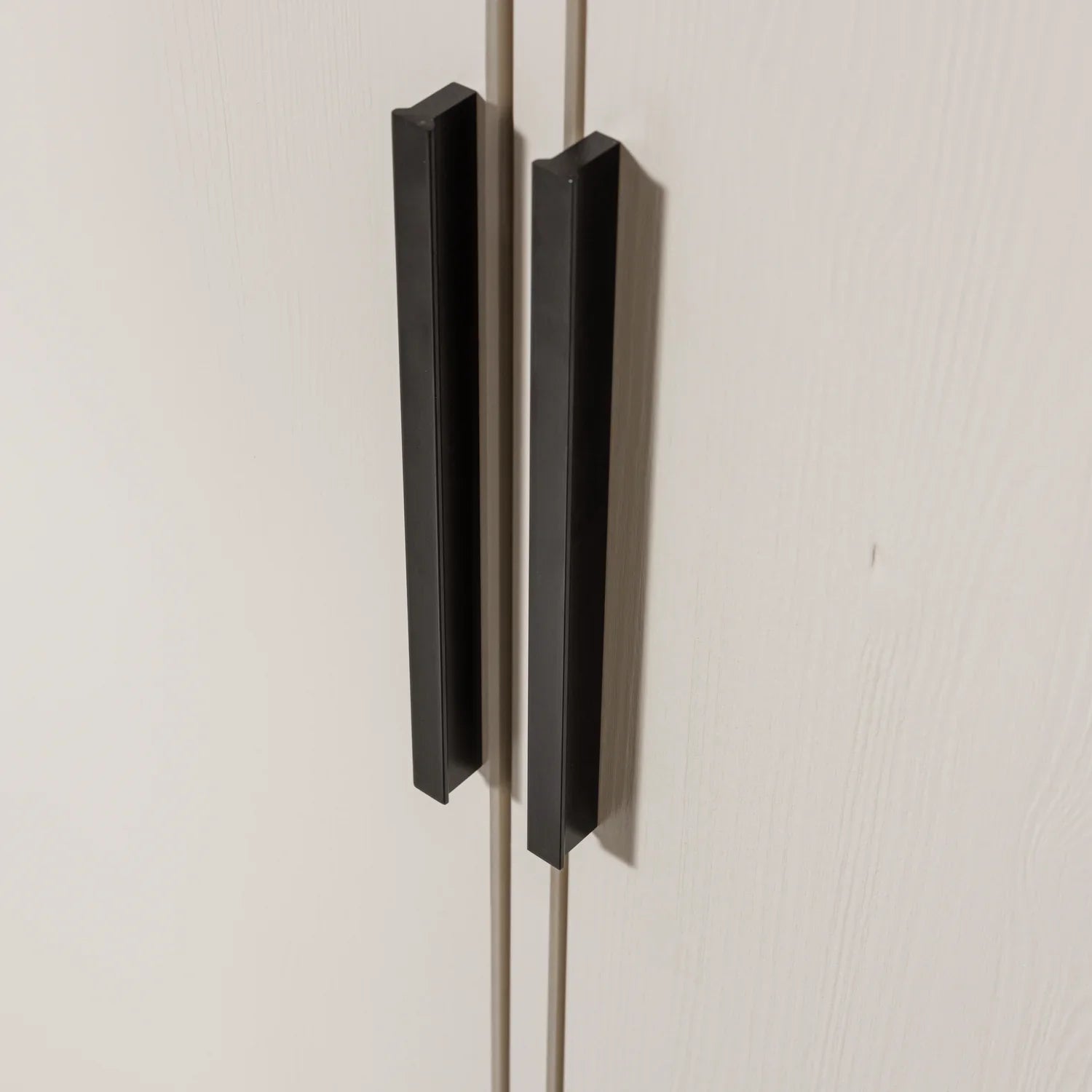 ADAM CABINET PINE DUST [fsc]