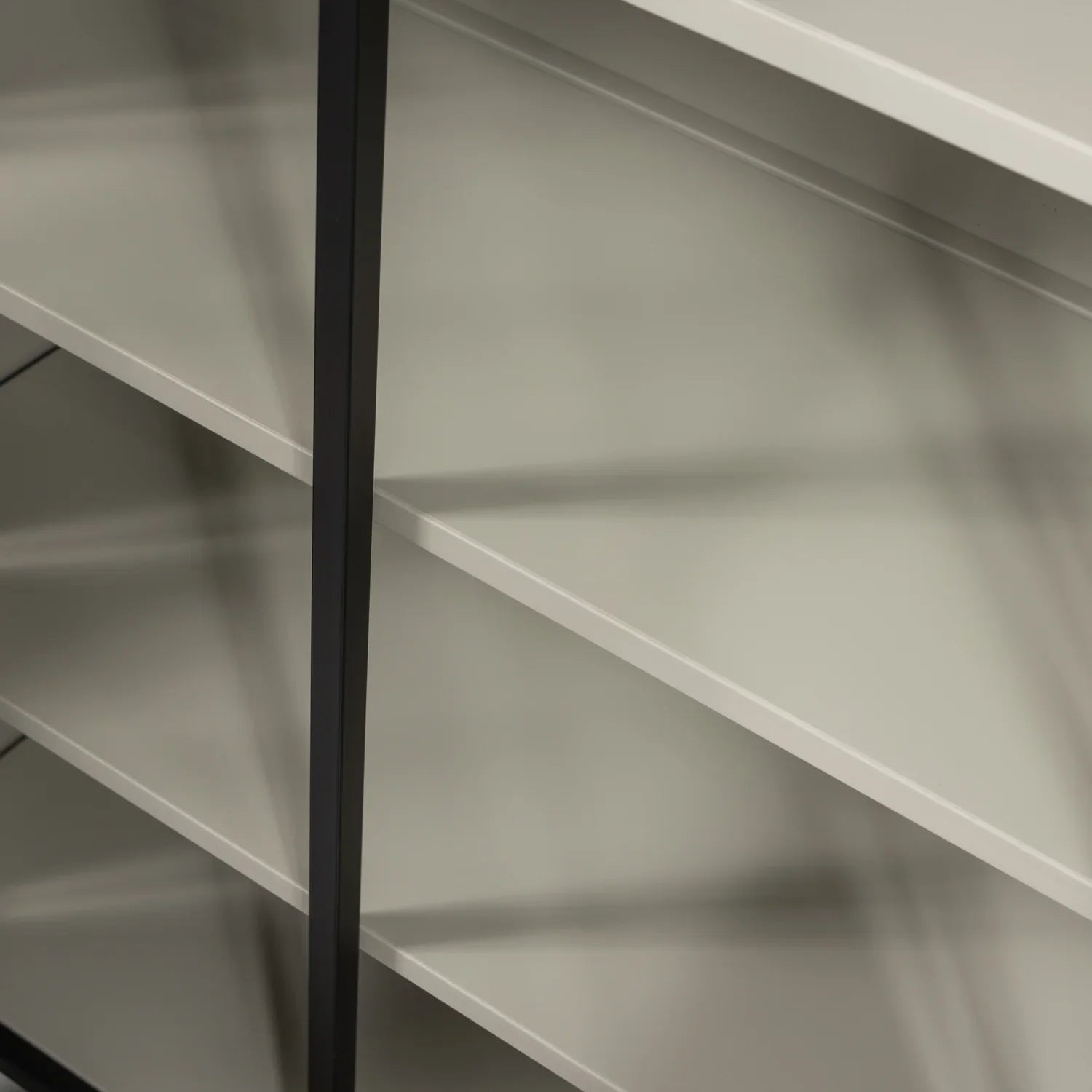 EXHIBIT XL 3-DOORS DISPLAY CASE METAL BLACK