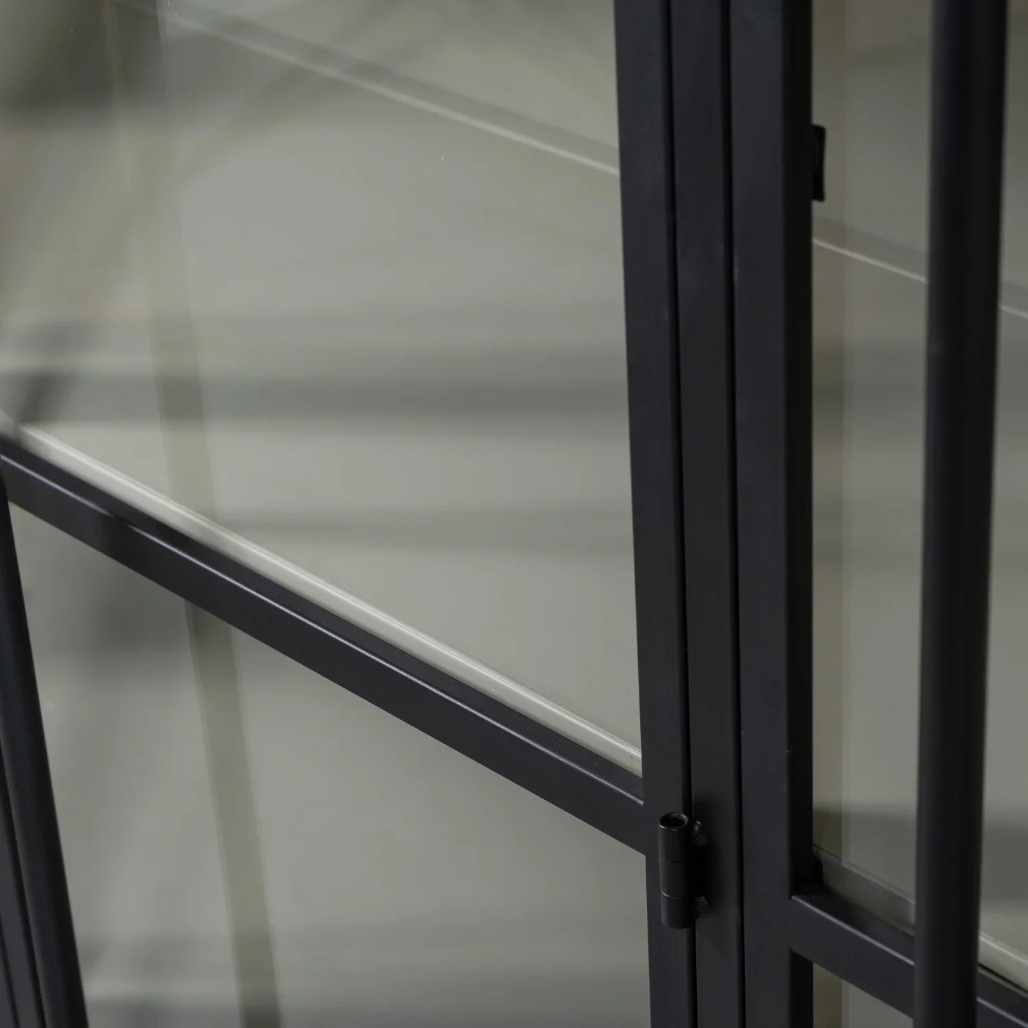 EXHIBIT XL 3-DOORS DISPLAY CASE METAL BLACK