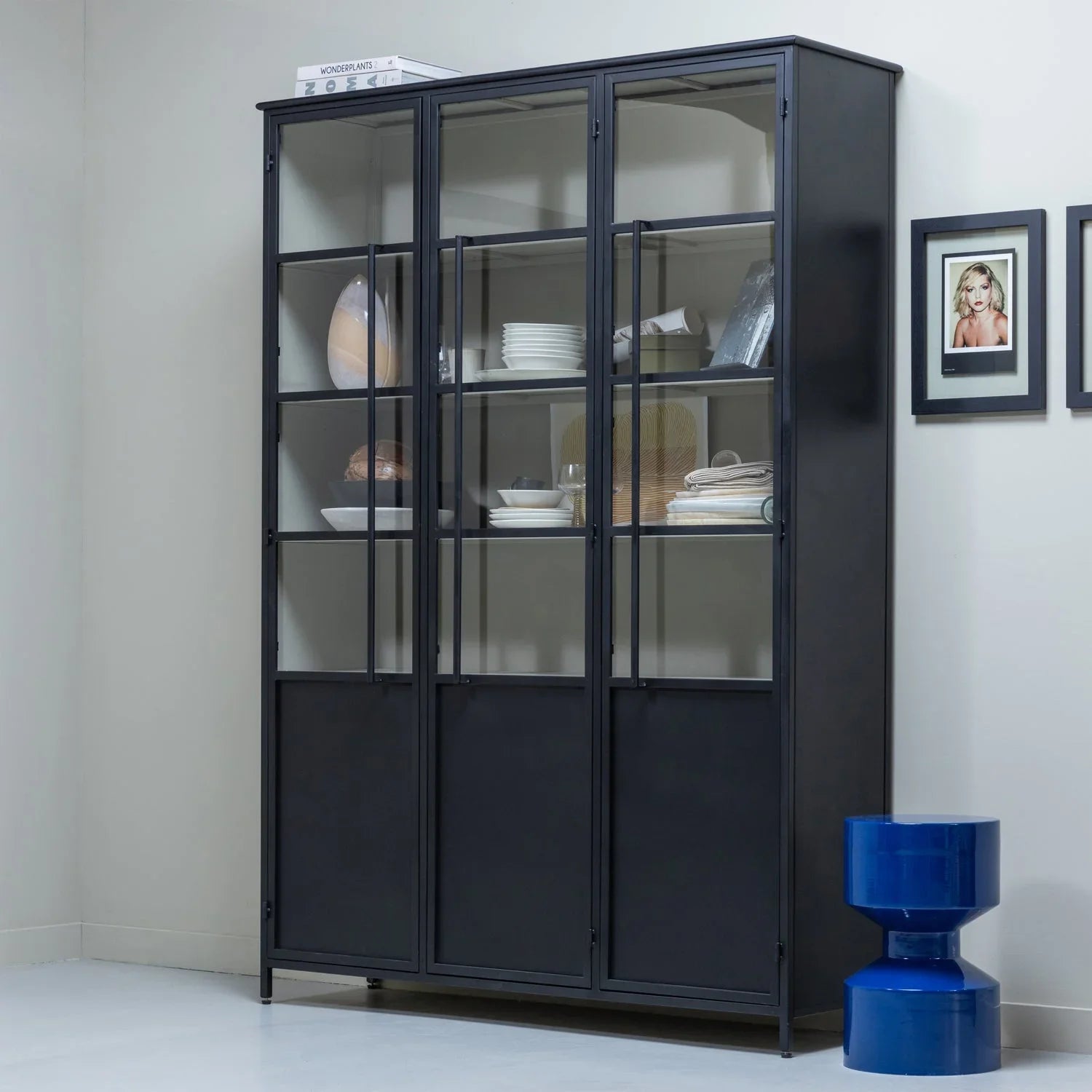 EXHIBIT XL 3-DOORS DISPLAY CASE METAL BLACK