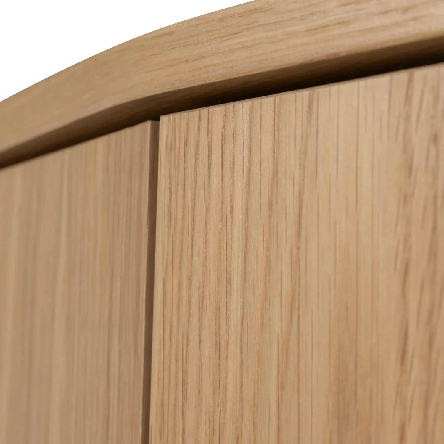 ZUMA HIGH CABINET 67 CM OAK VENEER TRANSPARANT [fsc]