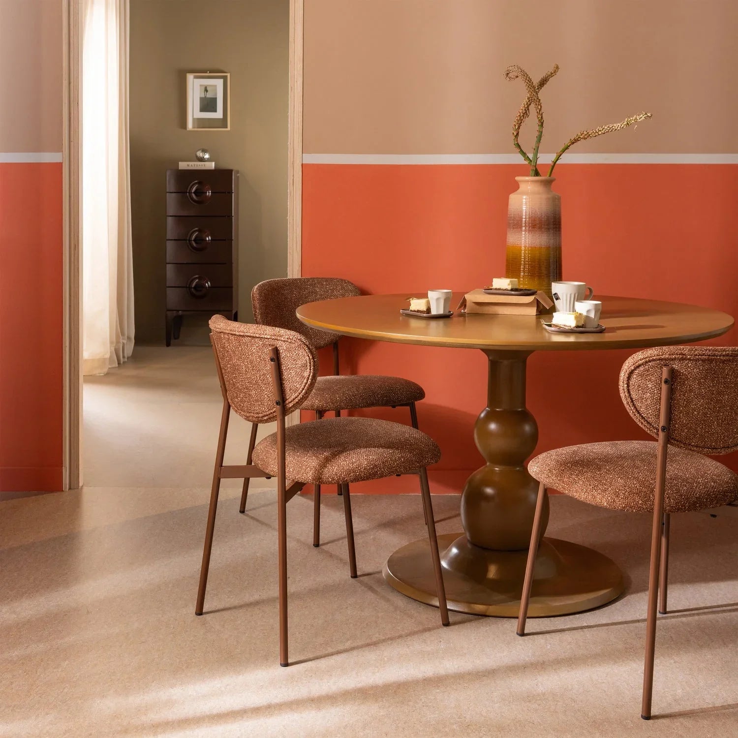 VALOR DINING CHAIR BROWN