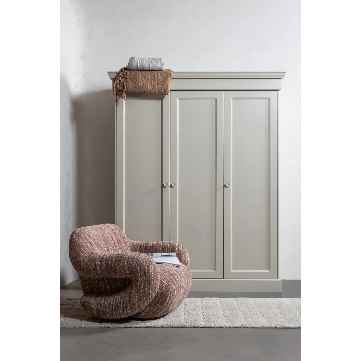 FOLKE ARMCHAIR CHENILLE OLD PINK MELANGE