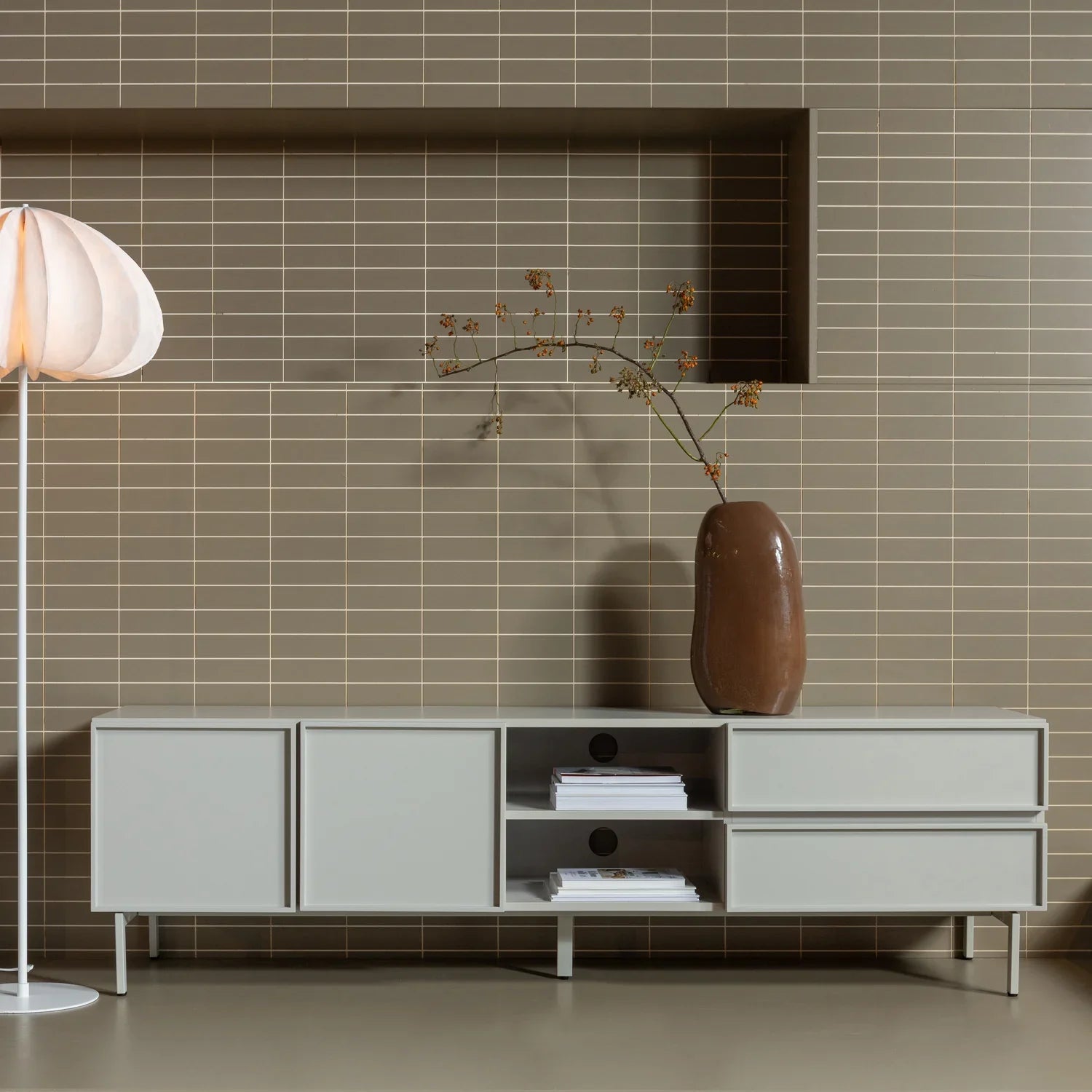 DALIA FLOOR LAMP TYVEK PAPER WHITE 150xO50CM