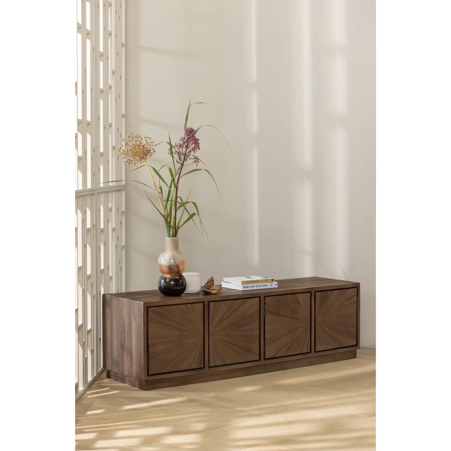 MARJON HANDSHAPED VASE GLASS BROWN