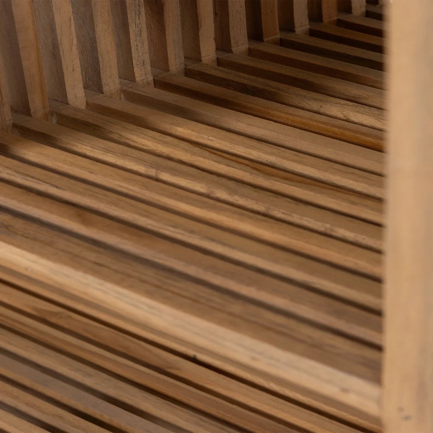 JASMIJN SIDETABLE RECYCLED TEAK NATURAL