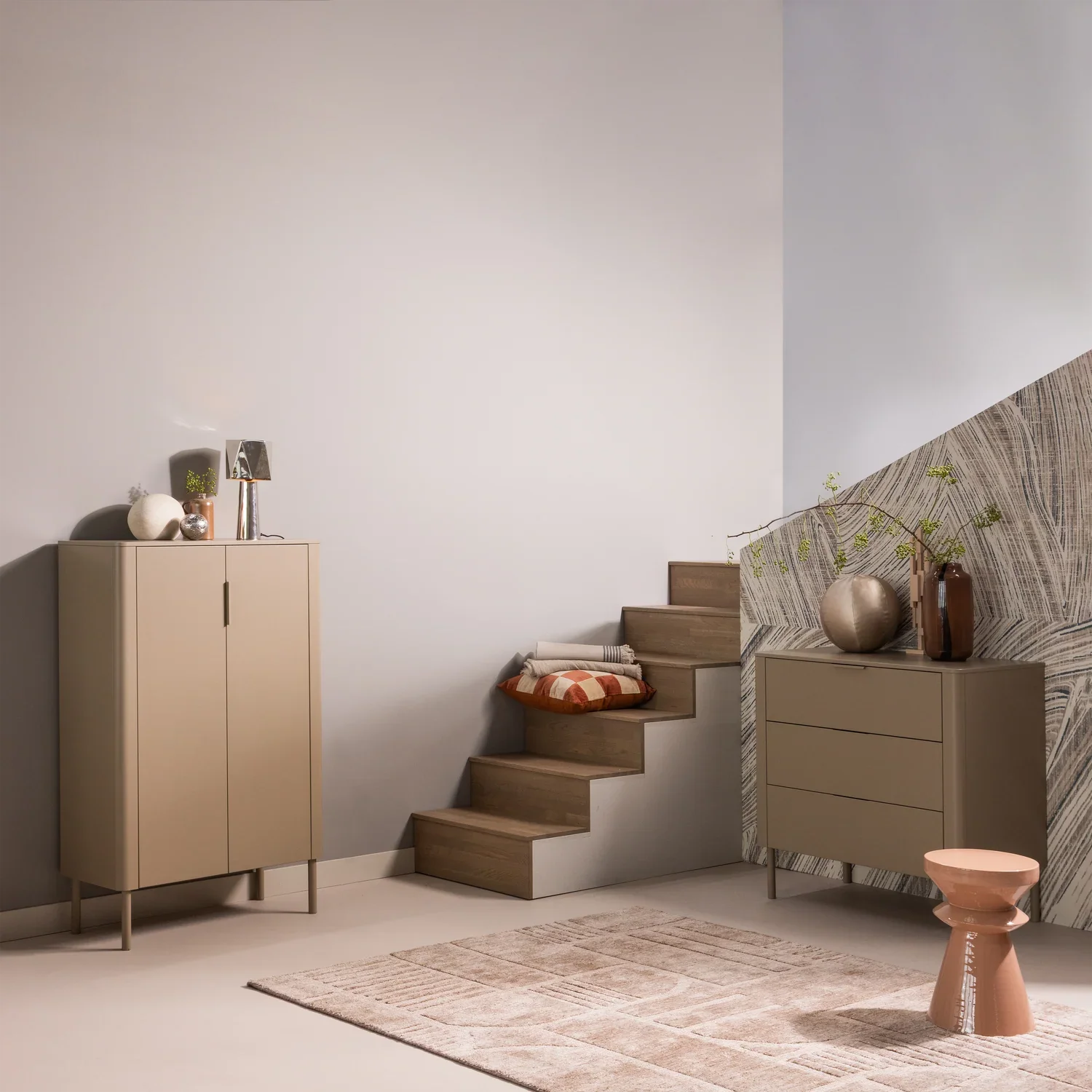 GUNNAR 2-DOORS CABINET PINE MUD [fsc]