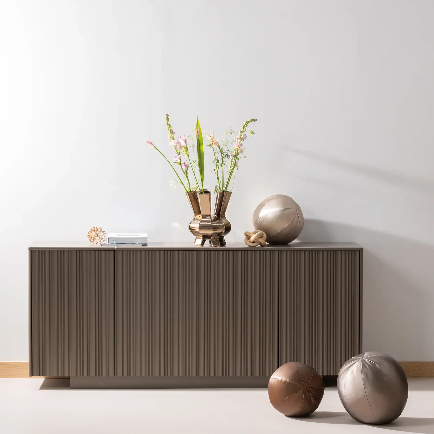 NOVA SIDEBOARD 200 CM PINE TRUFFLE BROWN [fsc]