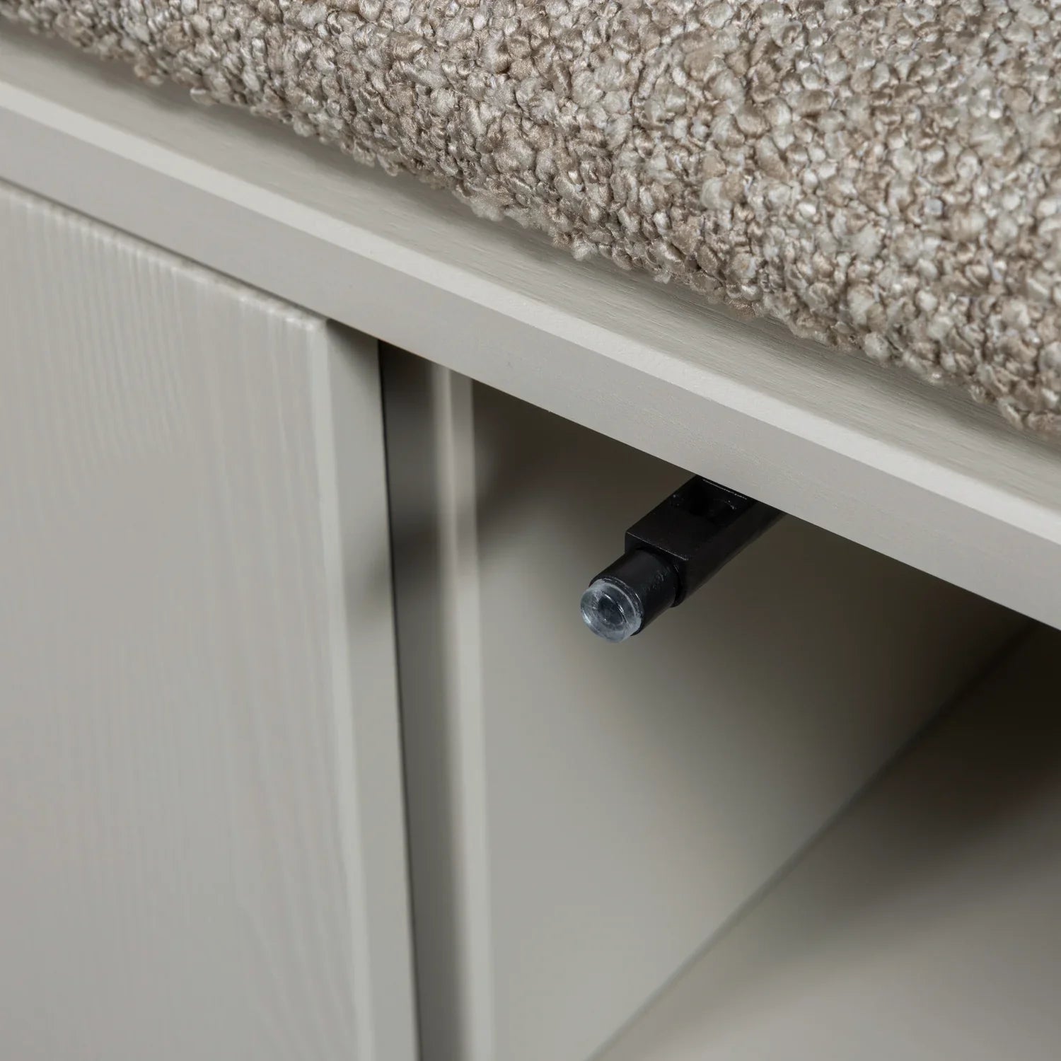 SETTLE DOWN TV UNIT/BENCH 108CM DUST WITH SEATCUSHION [fsc]