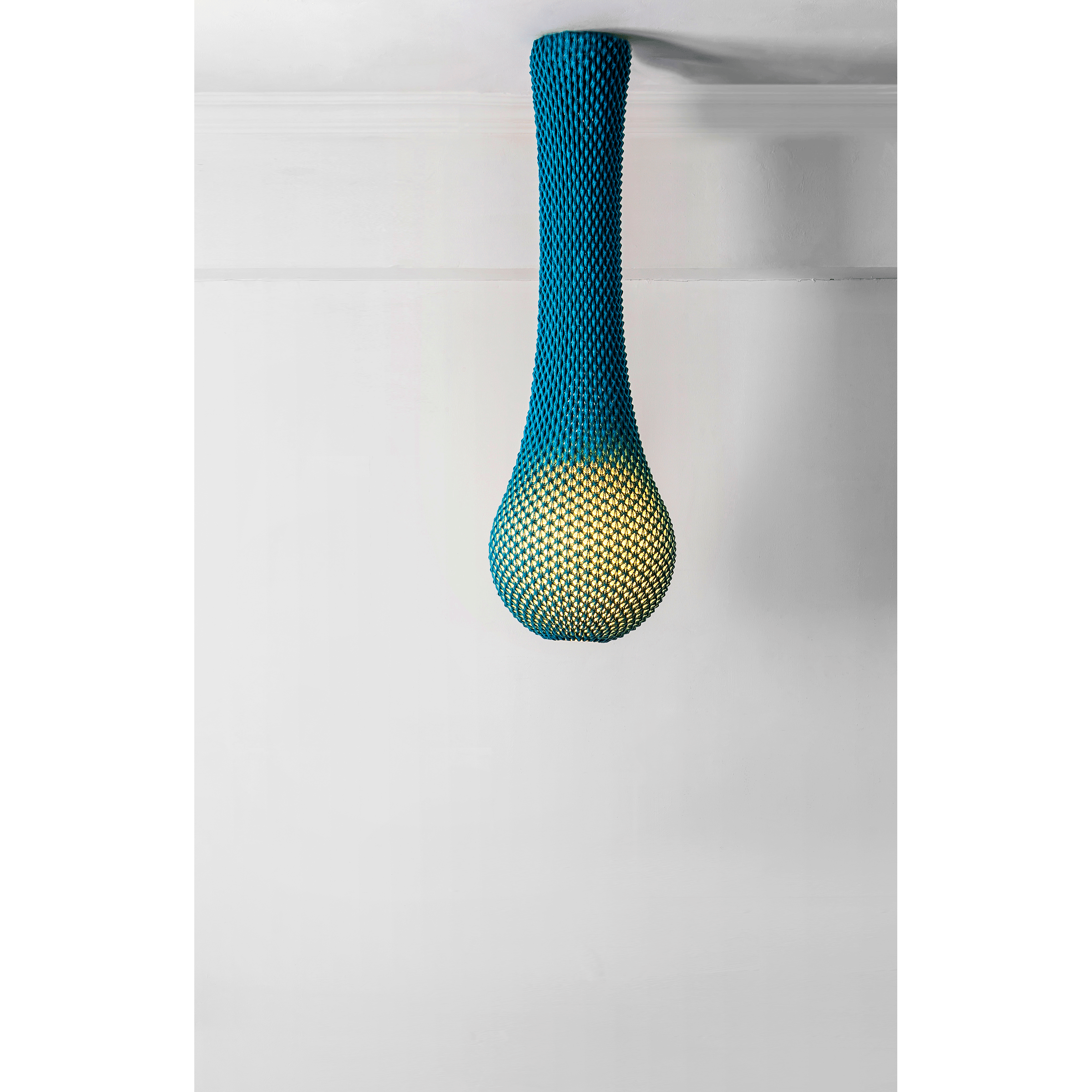 Ariel Zuckerman Lampa Pendant Knitted | Acril și Pâslă Tricotată | Albastru Pale, Albastru, Mustar, Turcoaz, Alb, Gri, Roșu | LED 30-50cm