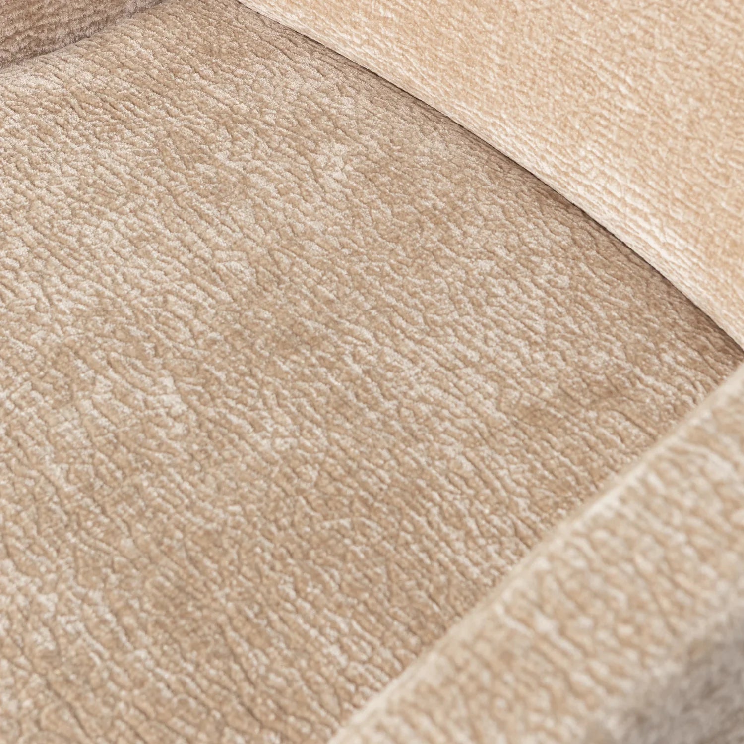 MOUNT DINING CHAIR WITH ARMREST 3D CHENILLE SAND