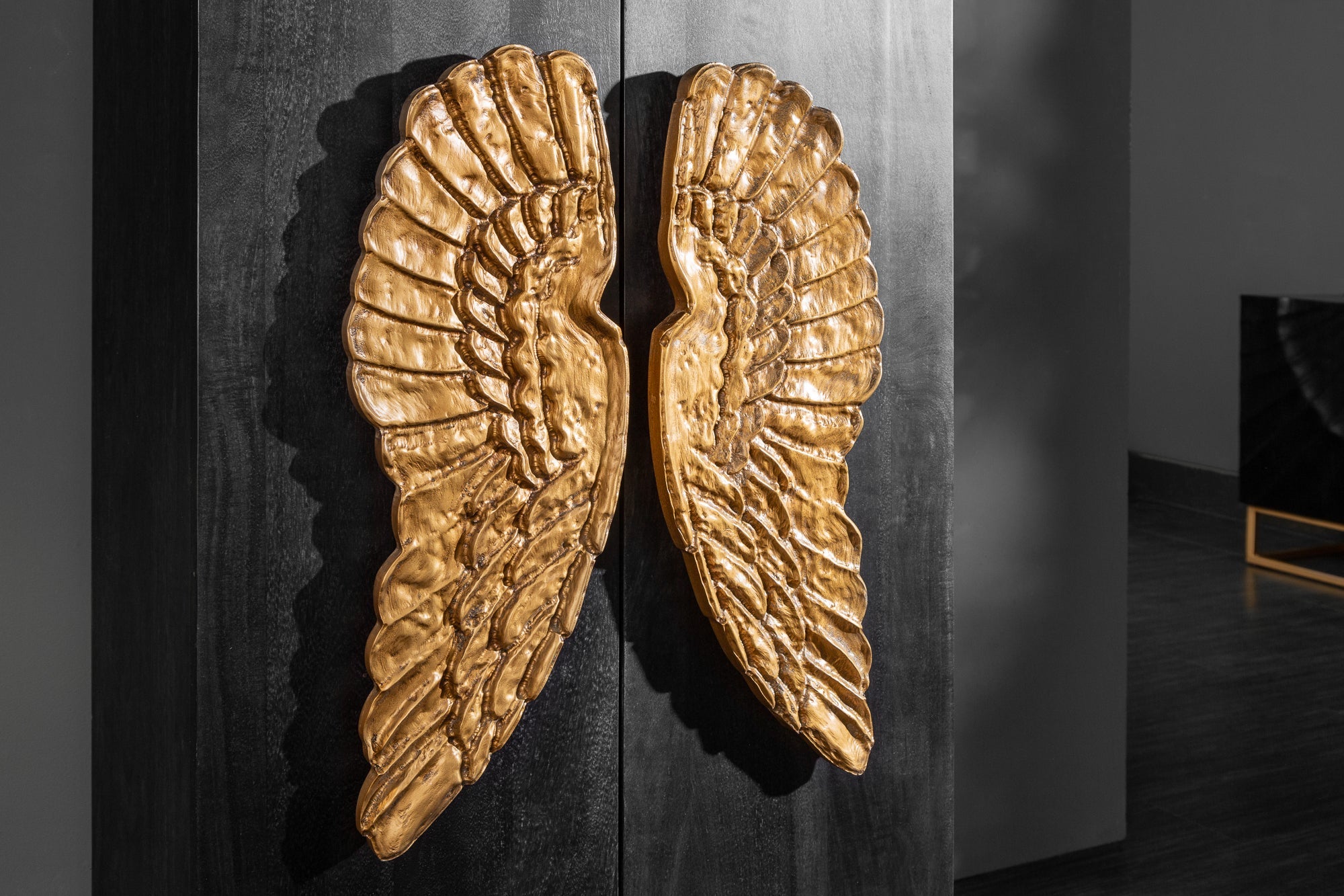 Invicta Vitrină înaltă ANGEL - 140cm | Mango, Negru | 70x140x45 cm