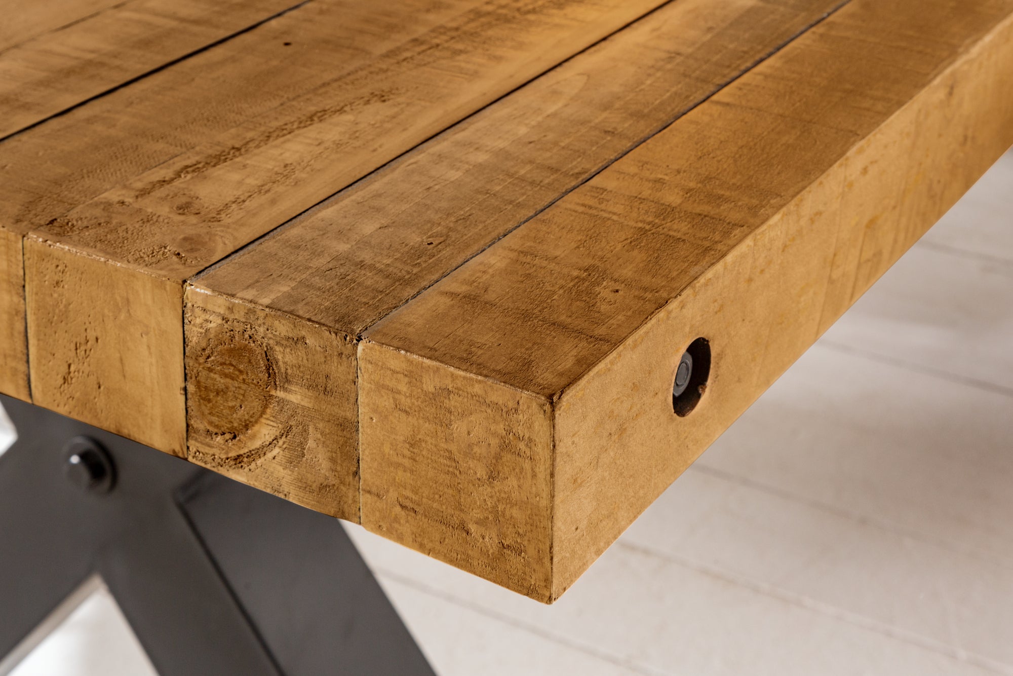 Invicta Masă dining THOR - 200cm | Pin, Maro | 200x76x100 cm