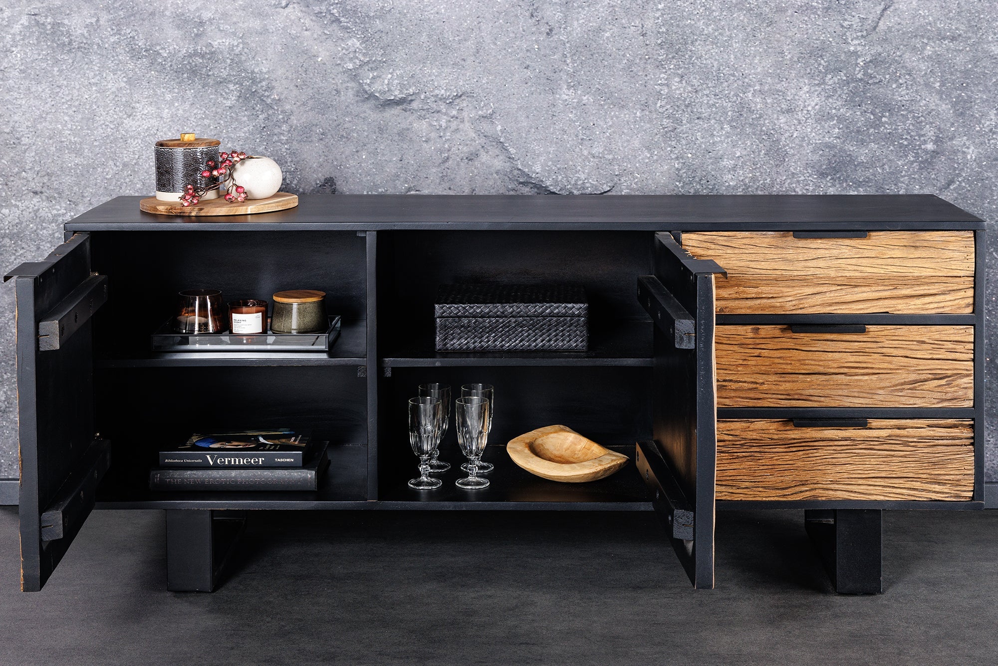 Invicta Comodă BARRACUDA - 150cm | Mango | 150x75x40 cm
