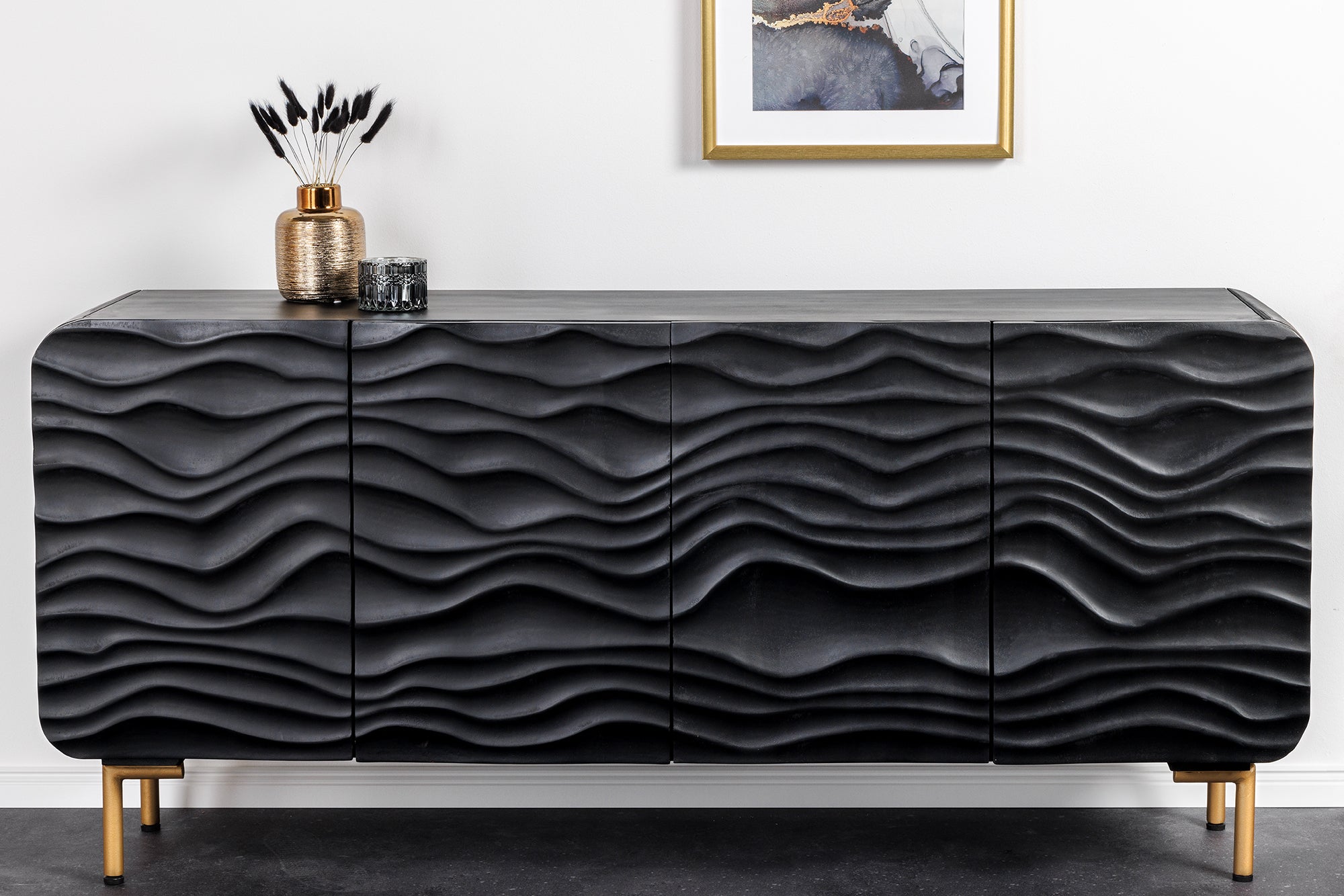 Invicta Comodă WAVE - 160cm | Mango, Negru | 160x75x38 cm