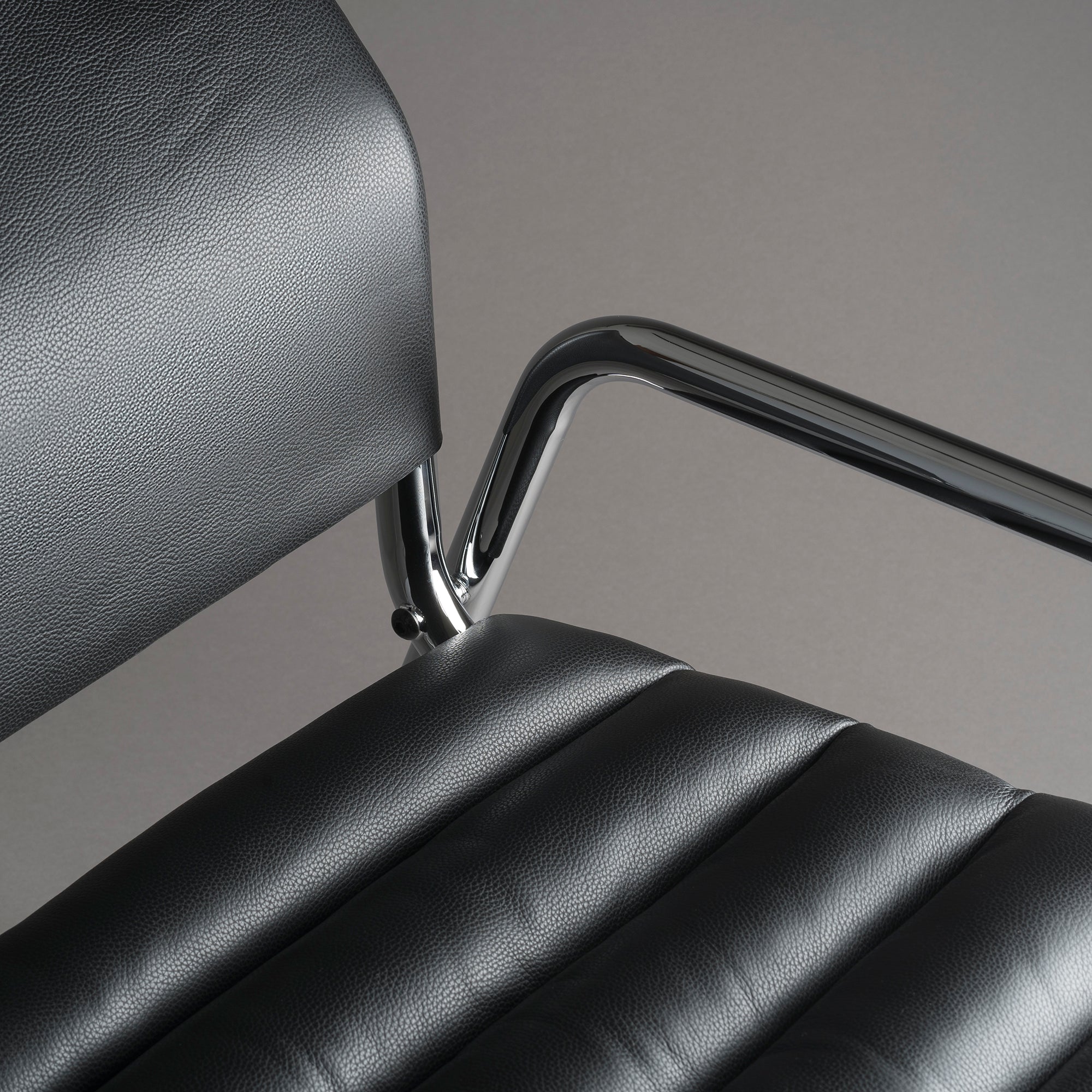 Minale fotoliu lounge | cadru cromat, piele italiană | design Marcello Minale 1973