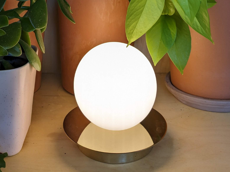 Lampa de masa fara fir din alama opal disc