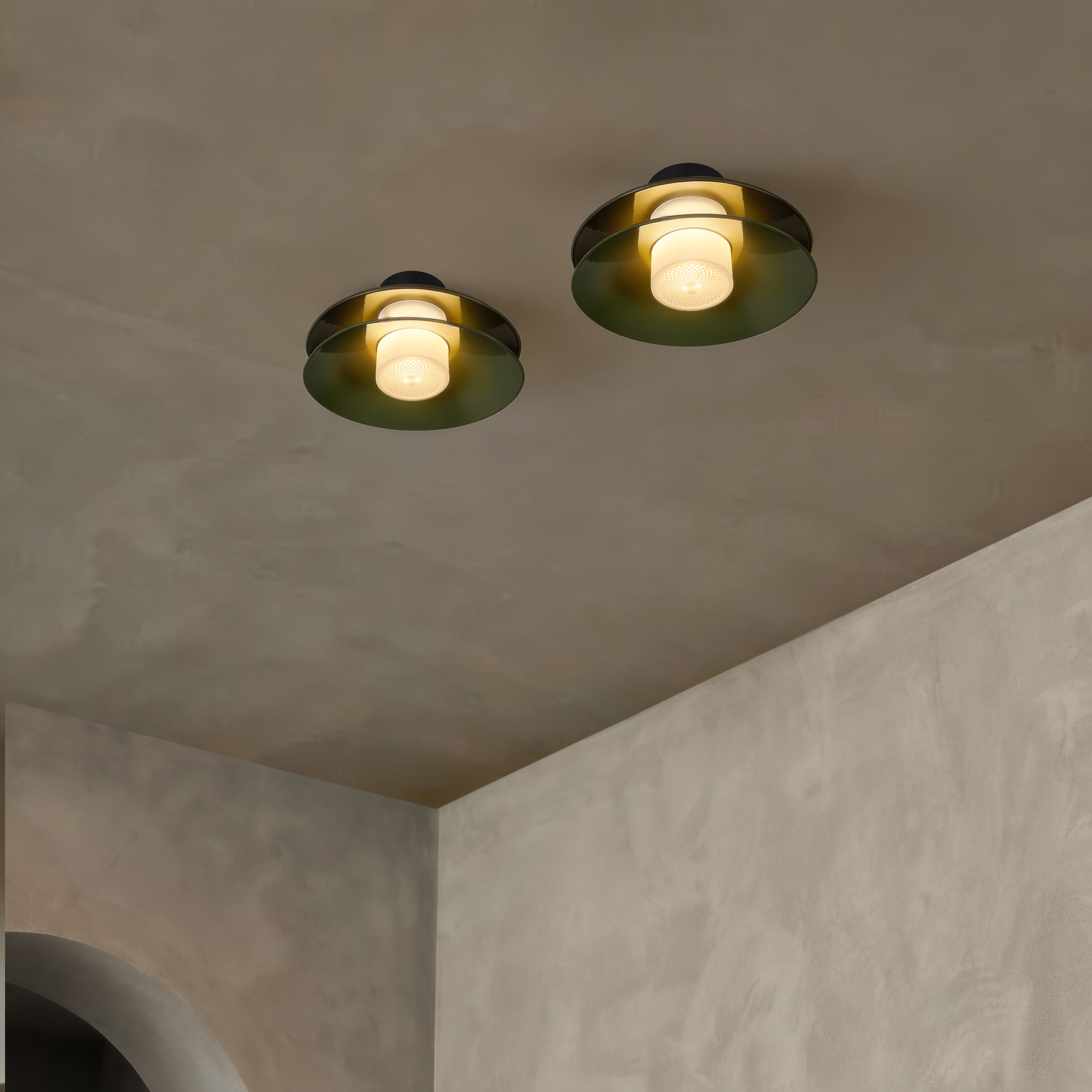 Minale plafonieră 2Shades | aluminiu lăcuit, rășină opal | bec G9 dimabil inclus