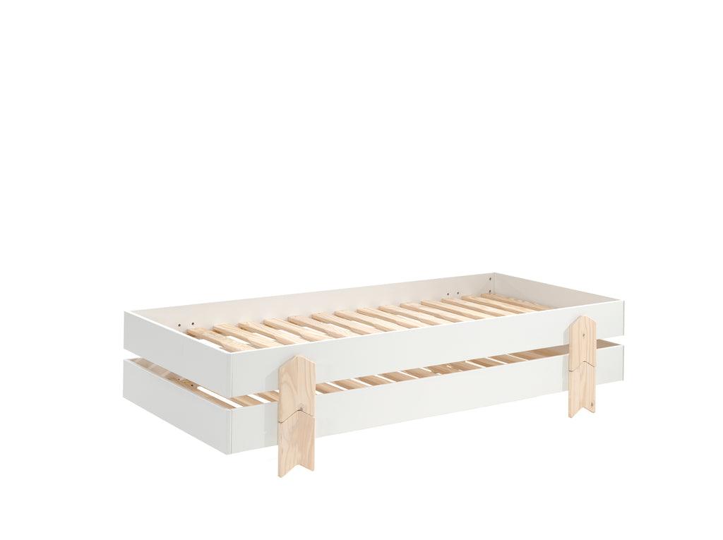 Deze MODULO combinatie bestaat uit 4 witte MODULO bedden (90 x 200 cm) met massieve poten in de vorm van een pijl. - PARIS14A.RO