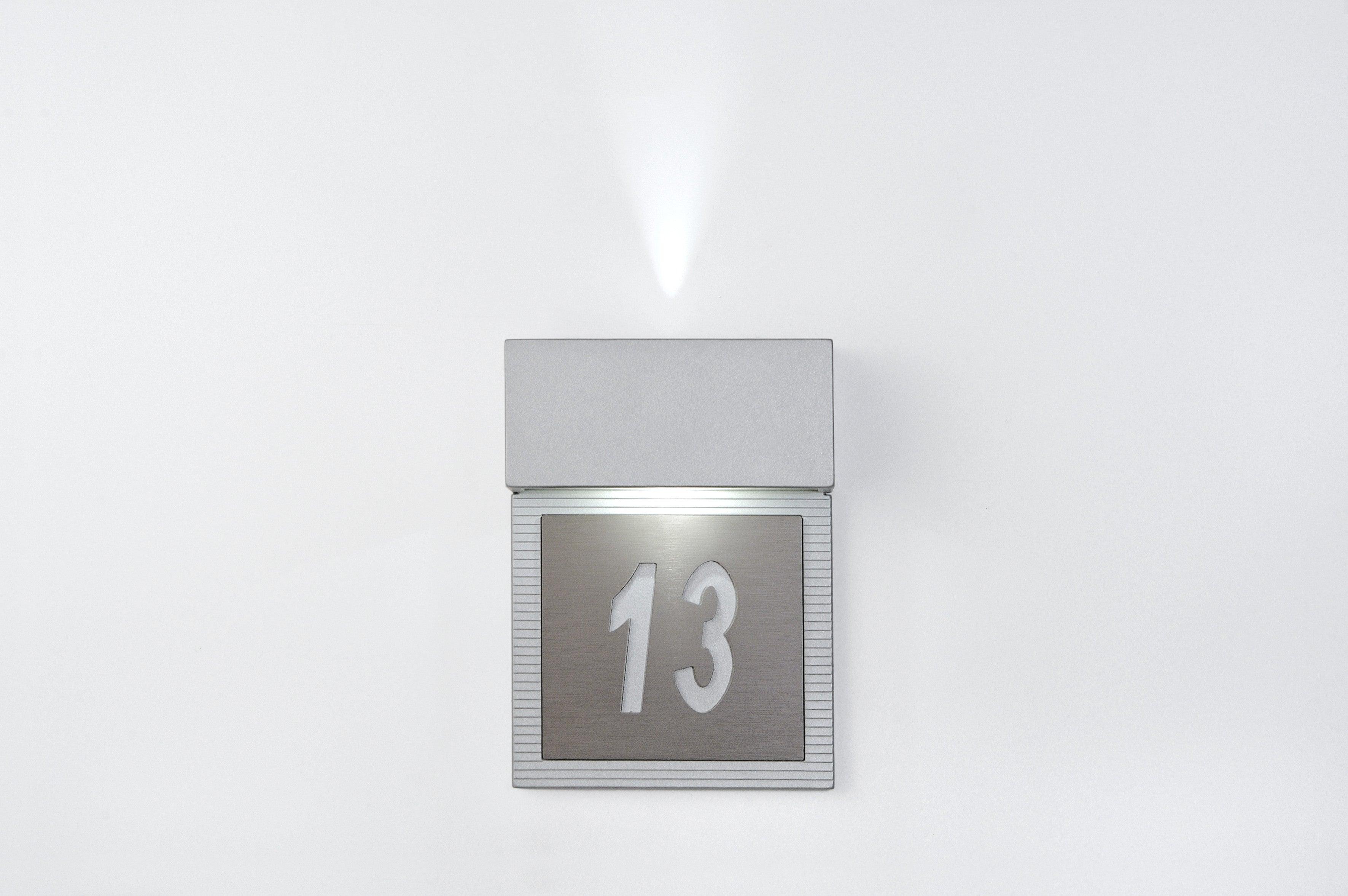 Lampa de perete Mini H.15 G9 cu număr, culoarea să fie definită. - PARIS14A.RO