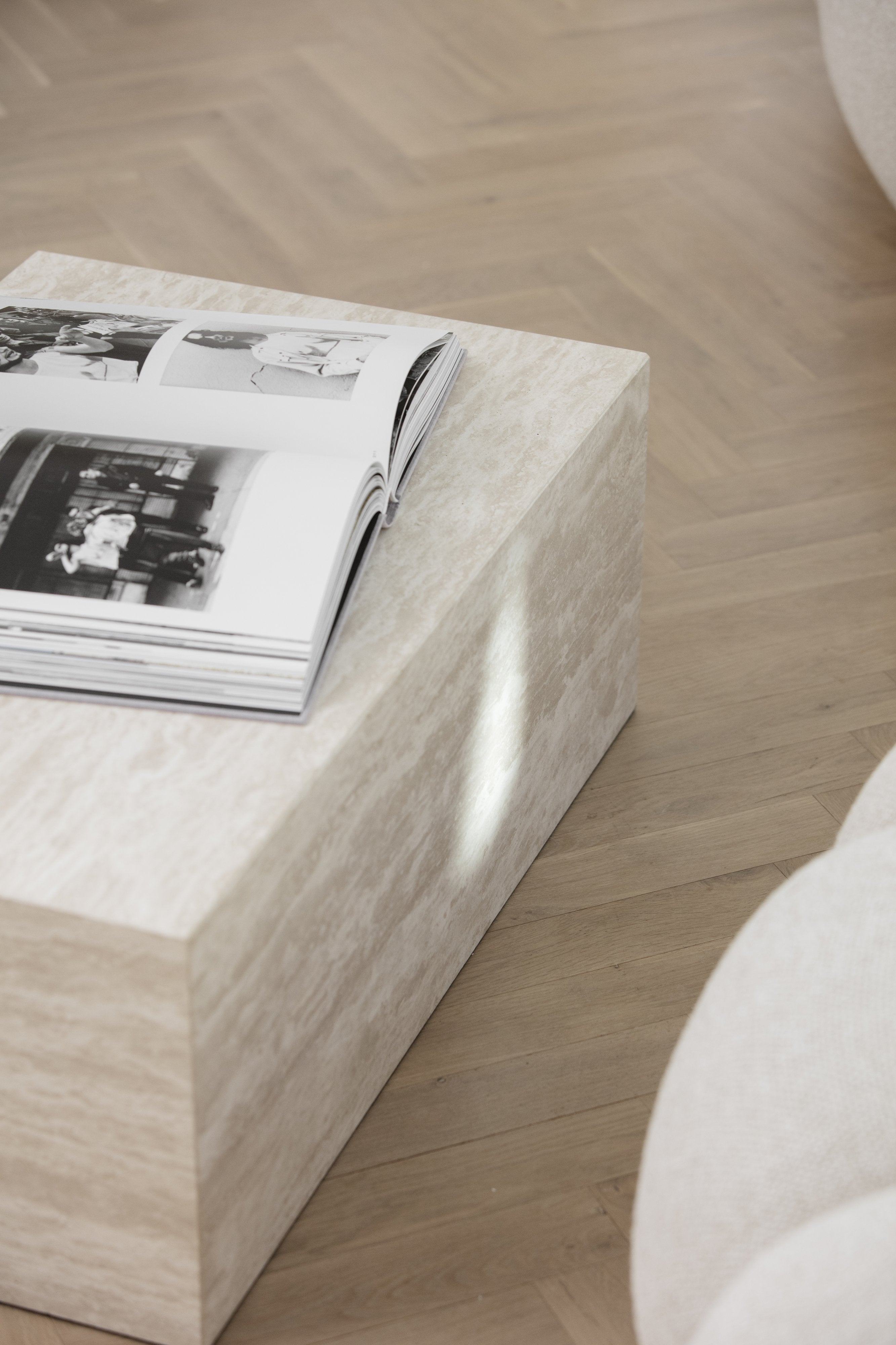 NORR11 masuta cafea Cubism Large | travertin | 80x50xh30 cm