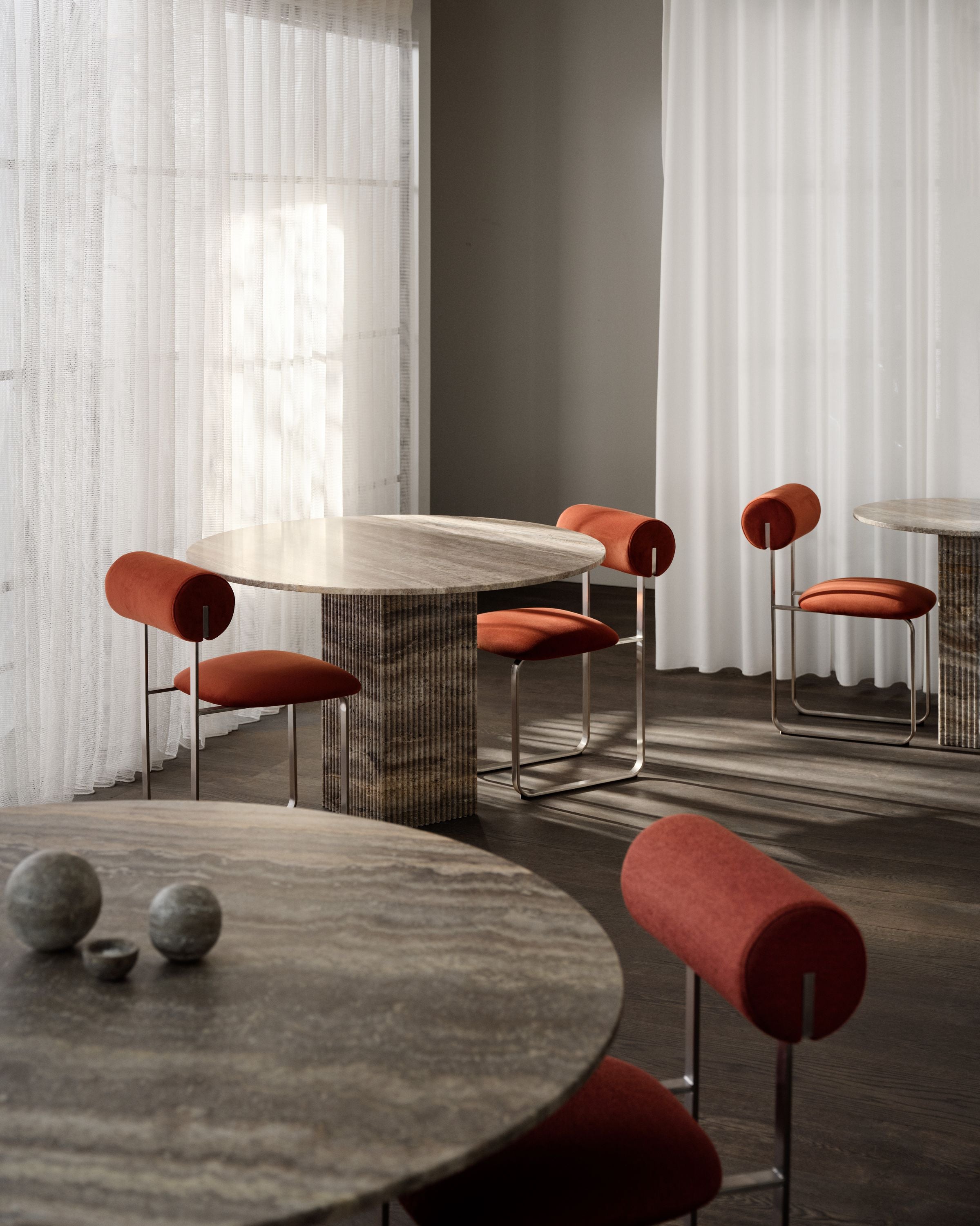 NORR11 masa dining SoHo Ø140 cm | travertin | Ø140xh74 cm