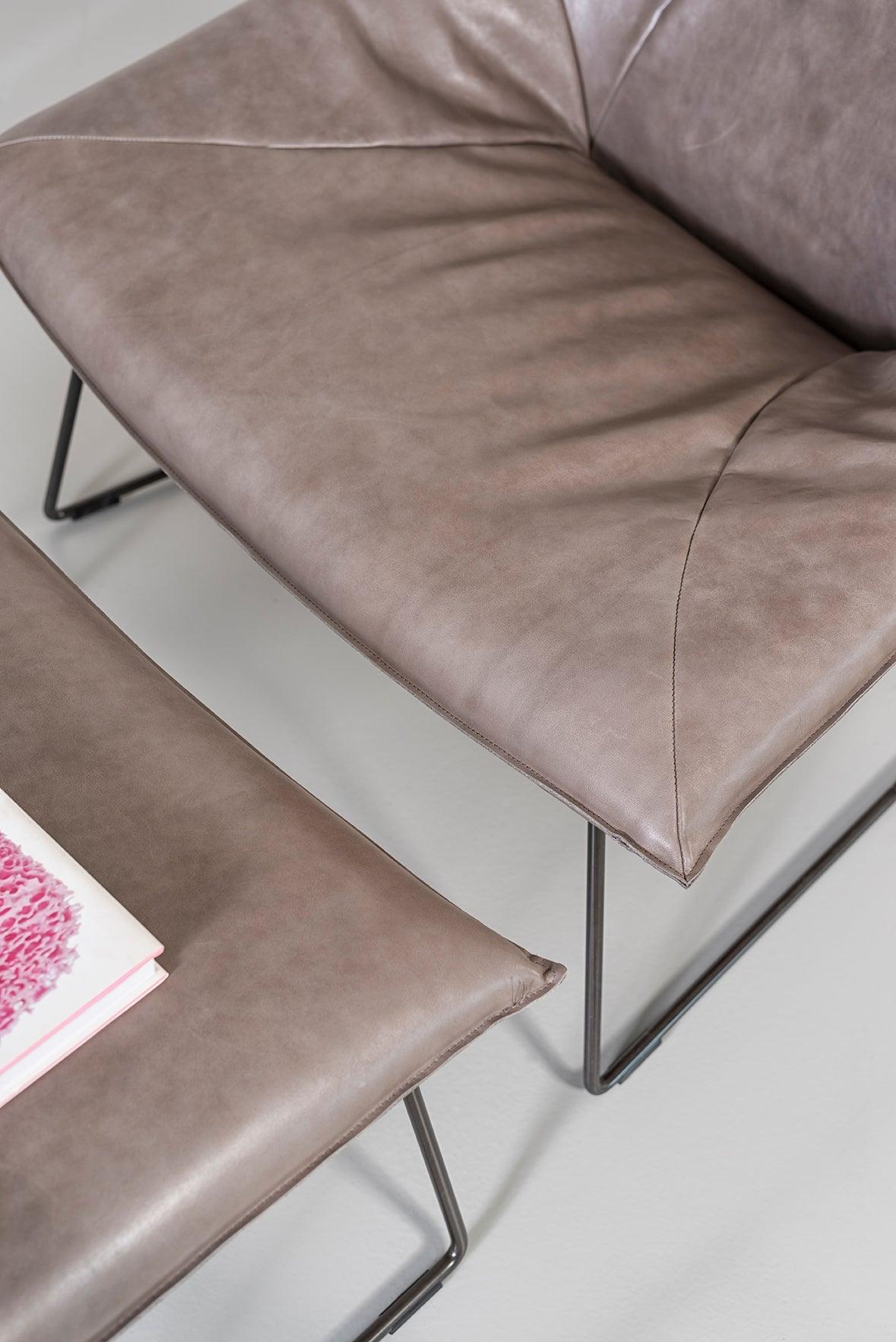 Scaun lounge Beal pivotant - Jess Design - PARIS14A.RO