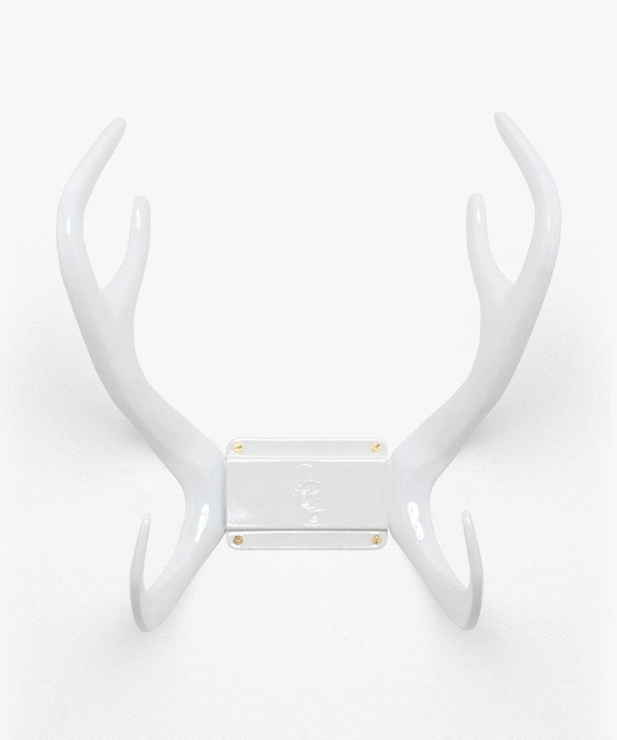 White-wallmount-reindeer