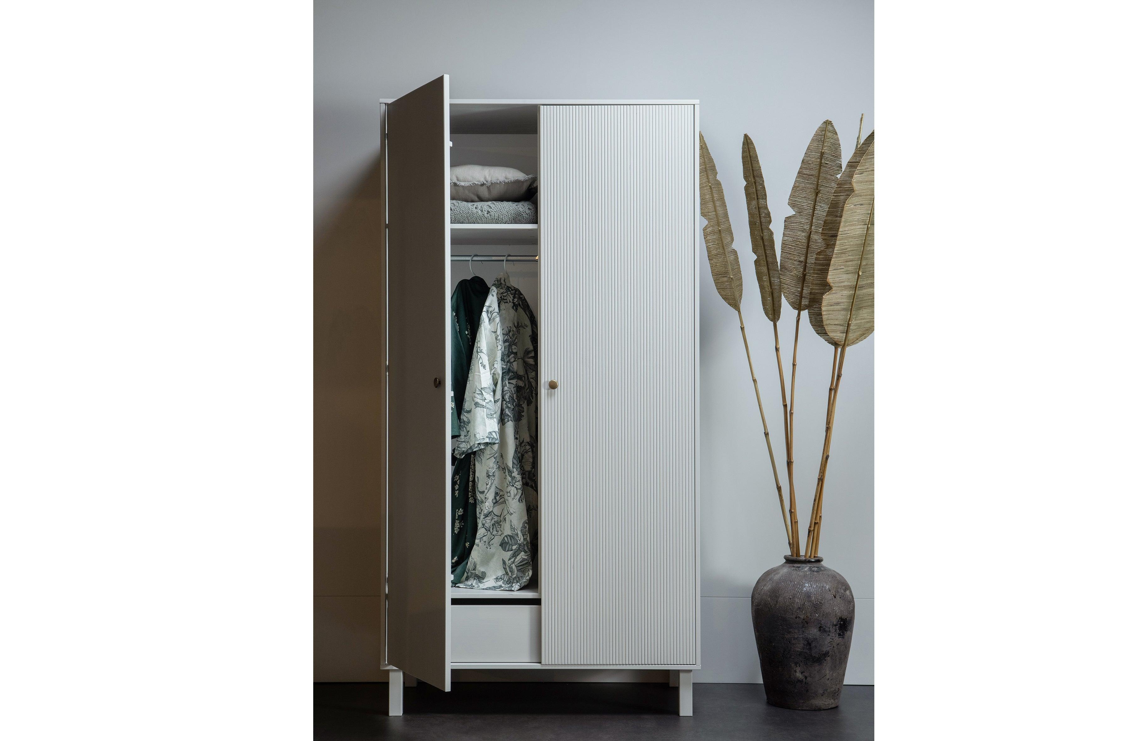 Madu Warderobe Pine Deep Cloud Gray [FSC] - PARIS14A.RO