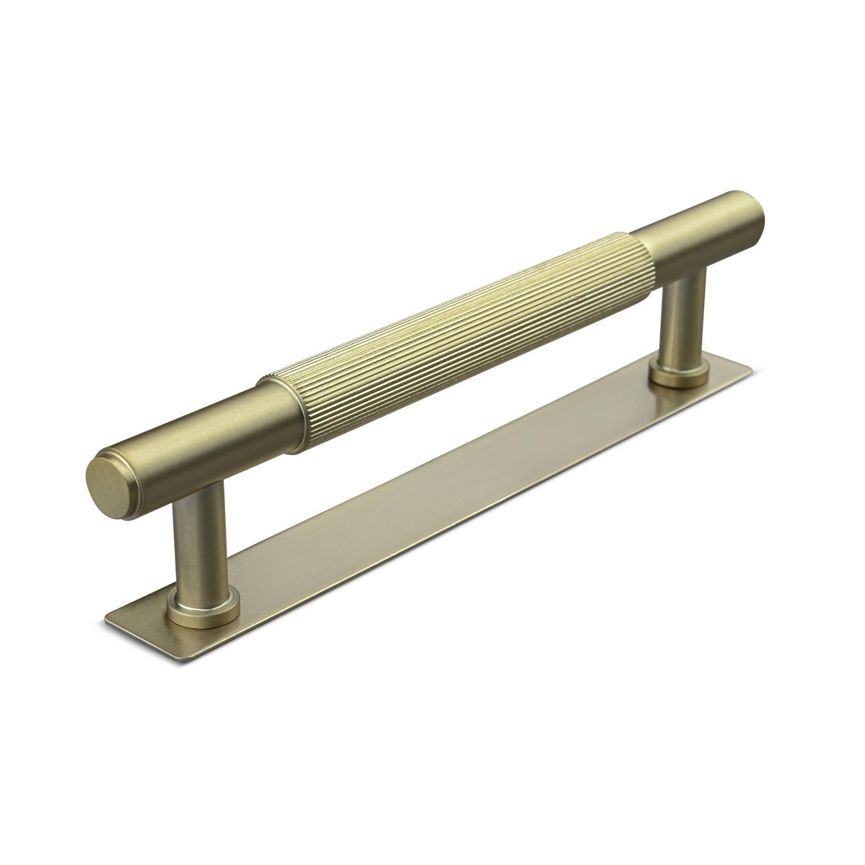 MANER SALO CC128 STRIPED MAT BRASS inaltime 35 mm, grosime 14 mm, lungime 165 mm - PARIS14A.RO
