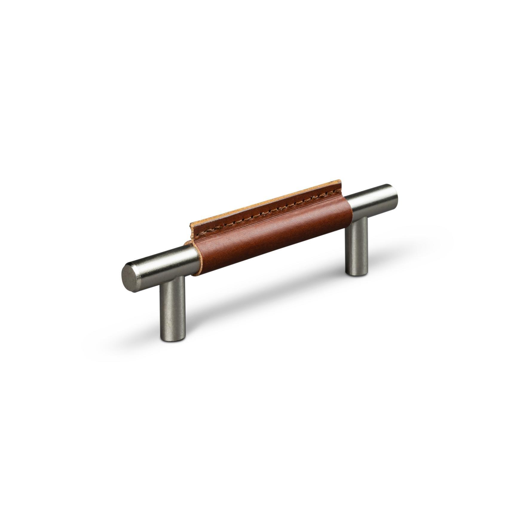 MANER TORTONA CC96 STAINLESS LOOK BROWN LEATHER SKIN OCH BROWN STITCH inaltime 35 mm, grosime 15 mm, lungime 136 mm - PARIS14A.RO