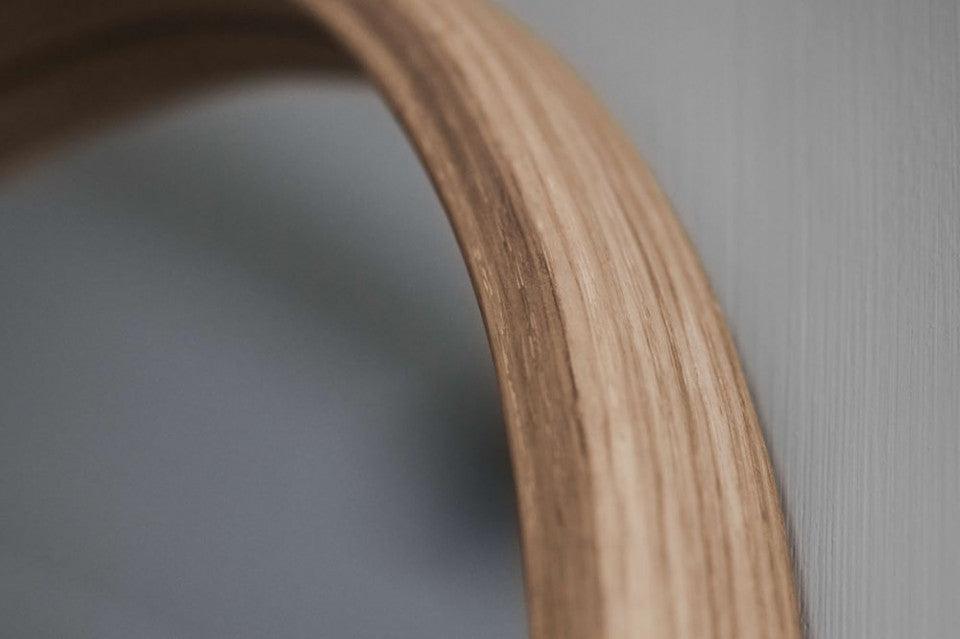 Oglinda ovala maro din lemn de stejar 50x200 cm Raquet Bolia - PARIS14A.RO