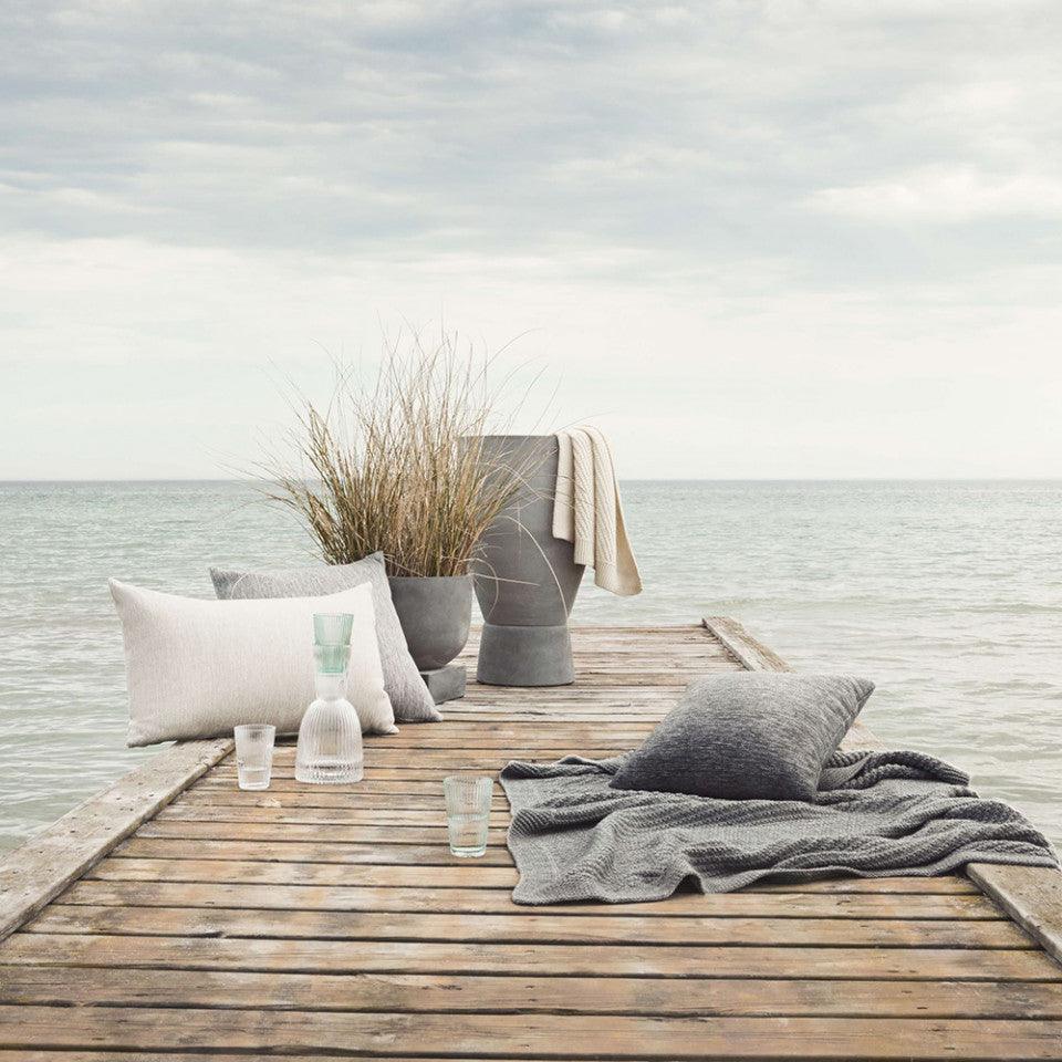 Perna de podea pentru exterior gri din olefina 40x40 cm Classic Bolia - PARIS14A.RO