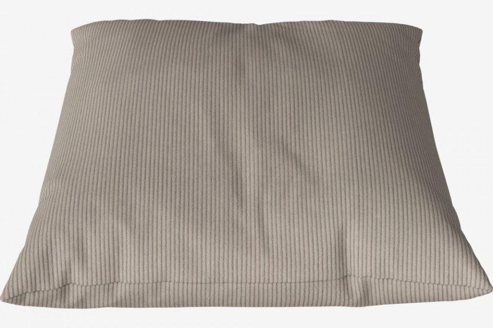 Perna patrata bej inchis din poliester 40x40 cm Classic Cushion Bolia - PARIS14A.RO